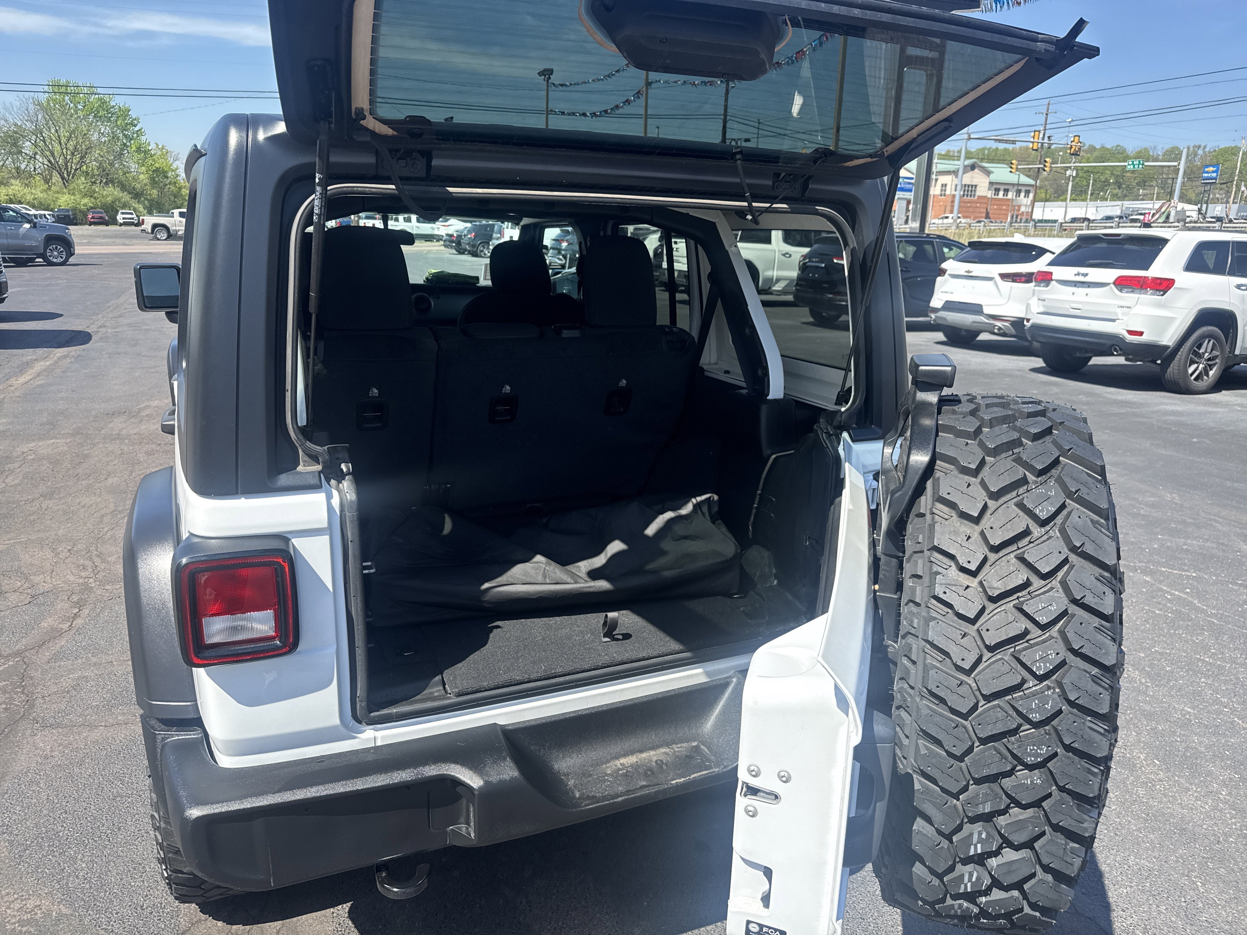 2022 Jeep Wrangler Unlimited Willys