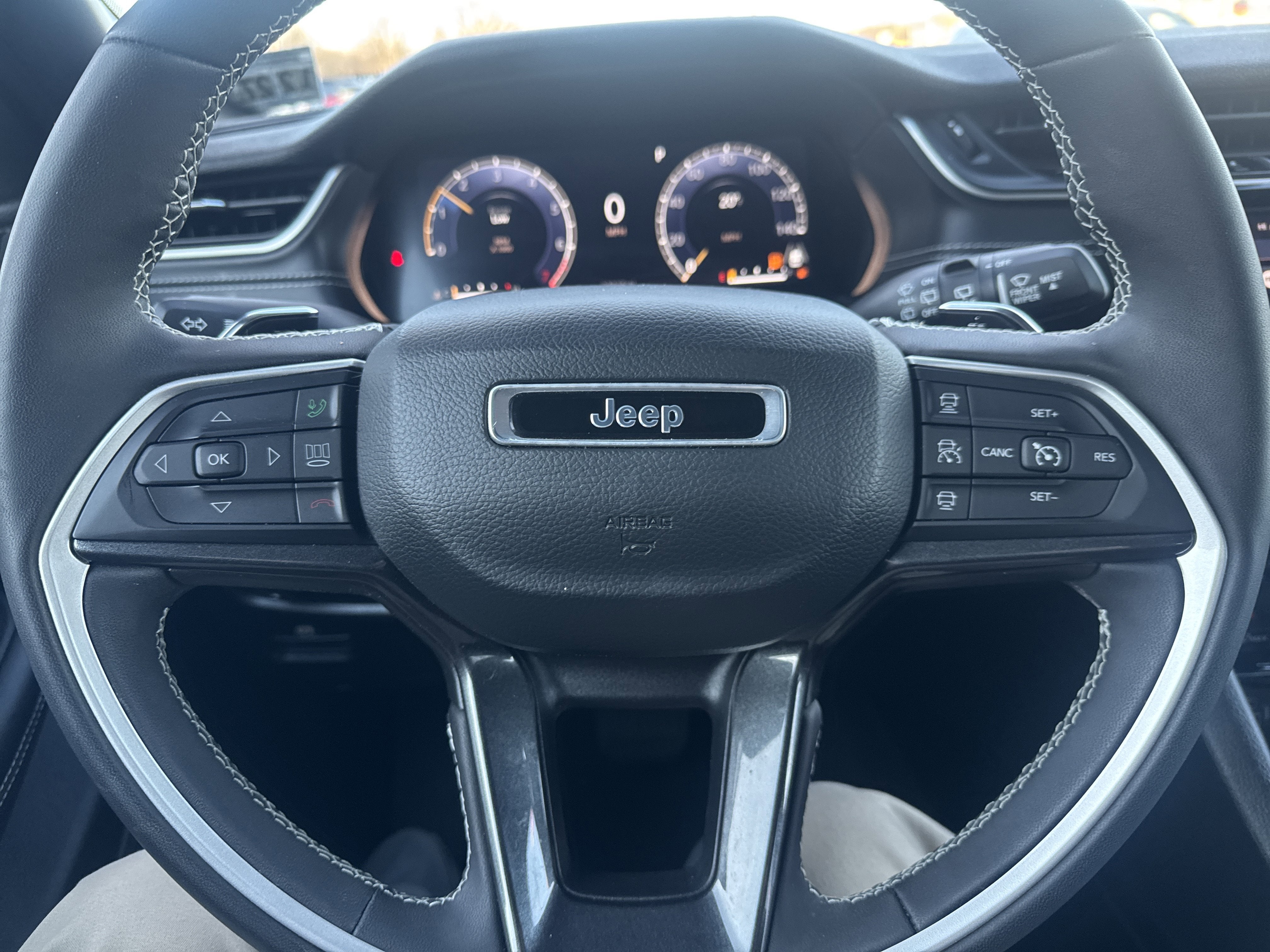2023 Jeep Grand Cherokee Altitude