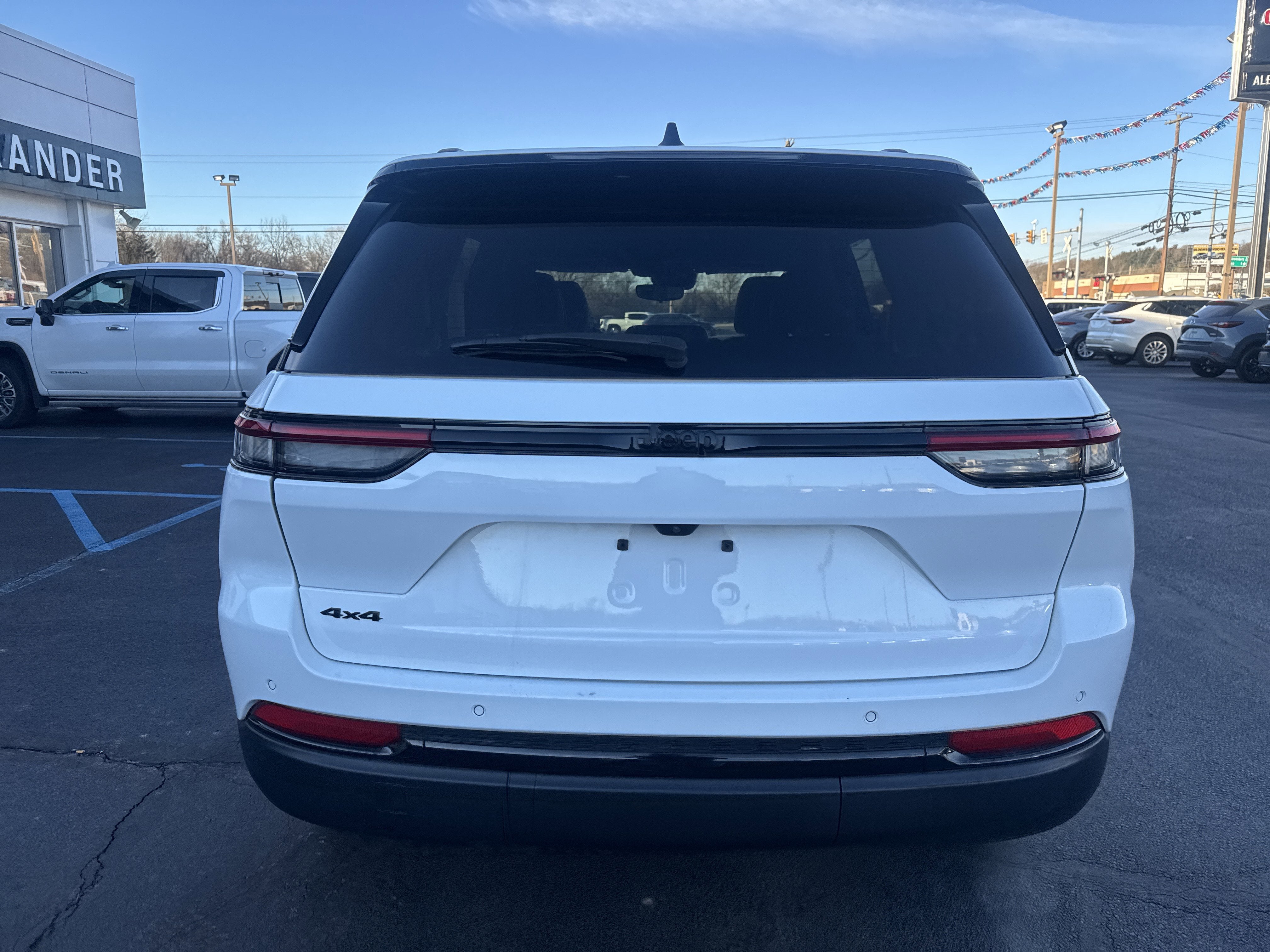 2023 Jeep Grand Cherokee Altitude
