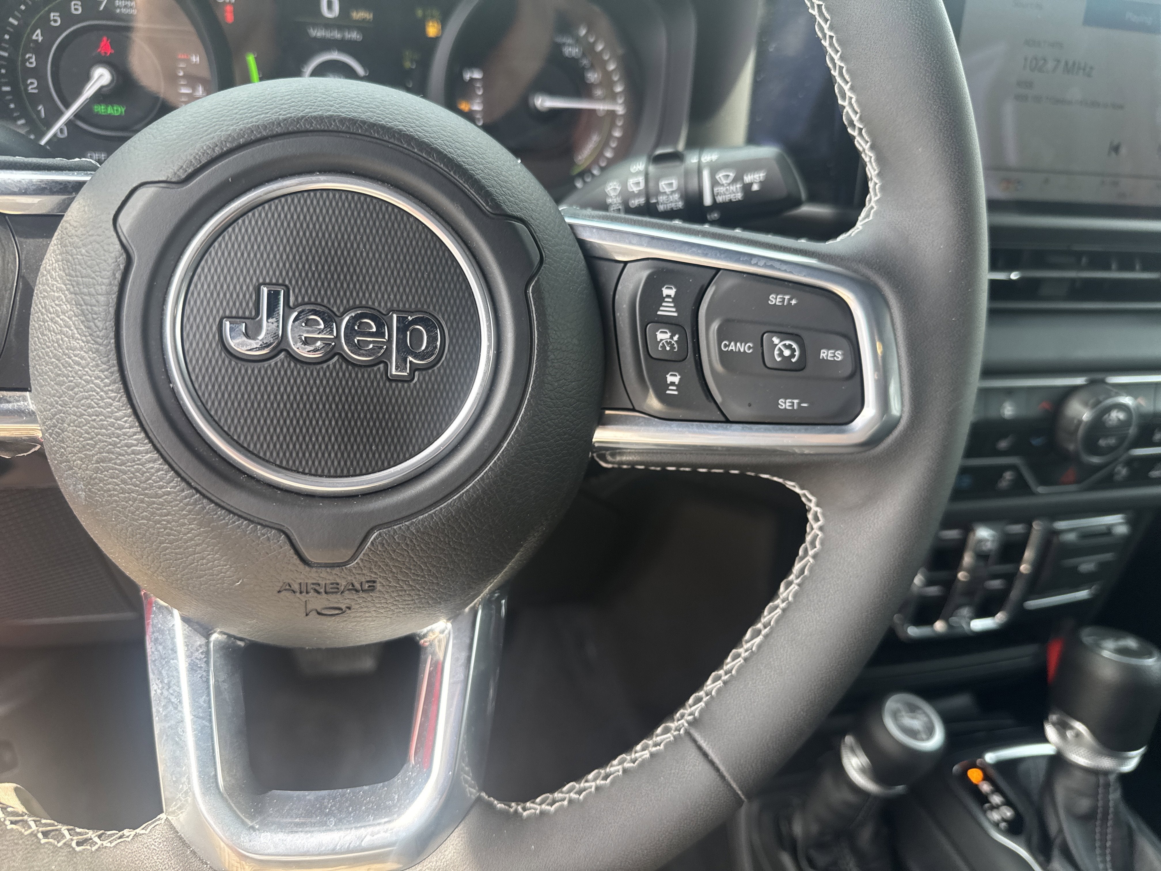 2025 Jeep Wrangler 4xe Sahara