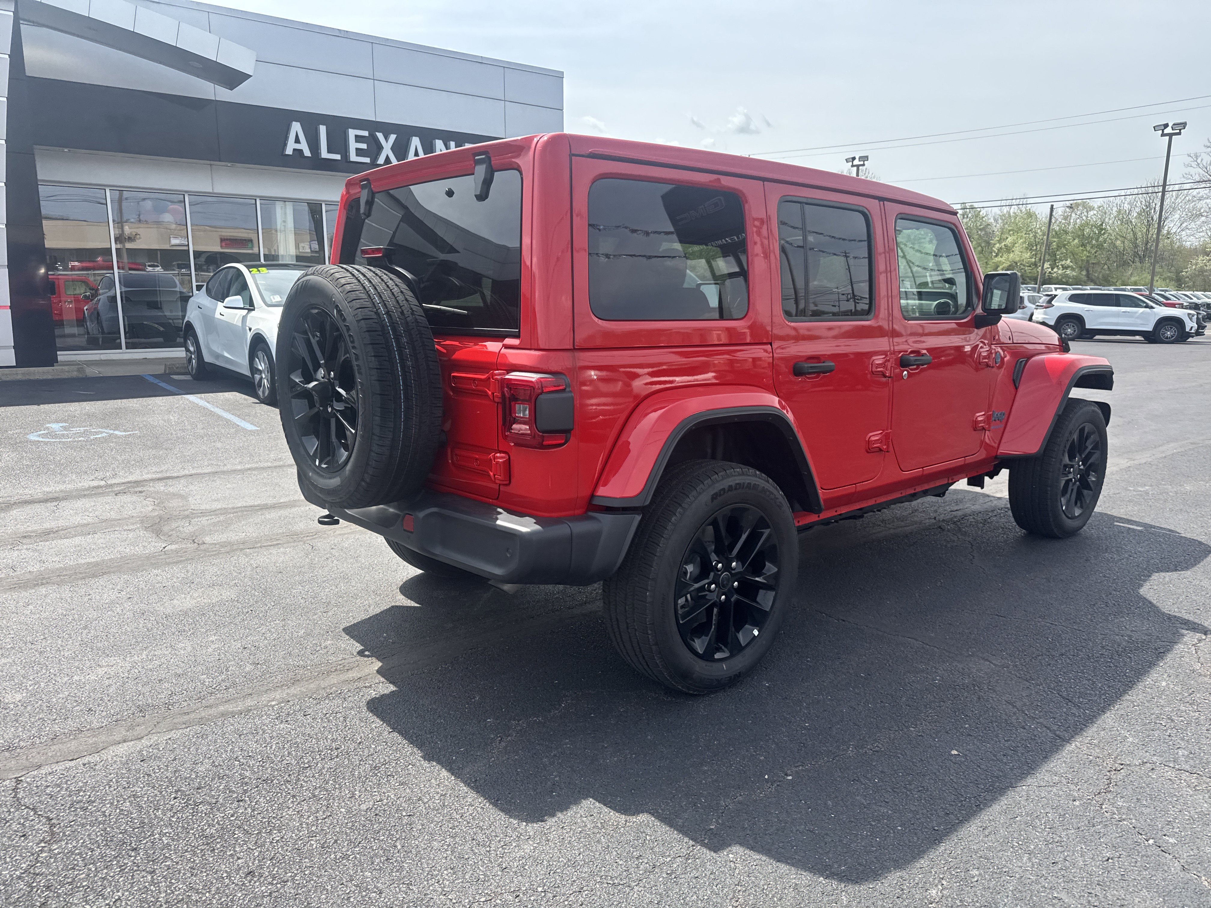 2025 Jeep Wrangler 4xe Sahara