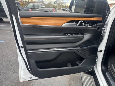 2023 Jeep Grand Wagoneer L Series III