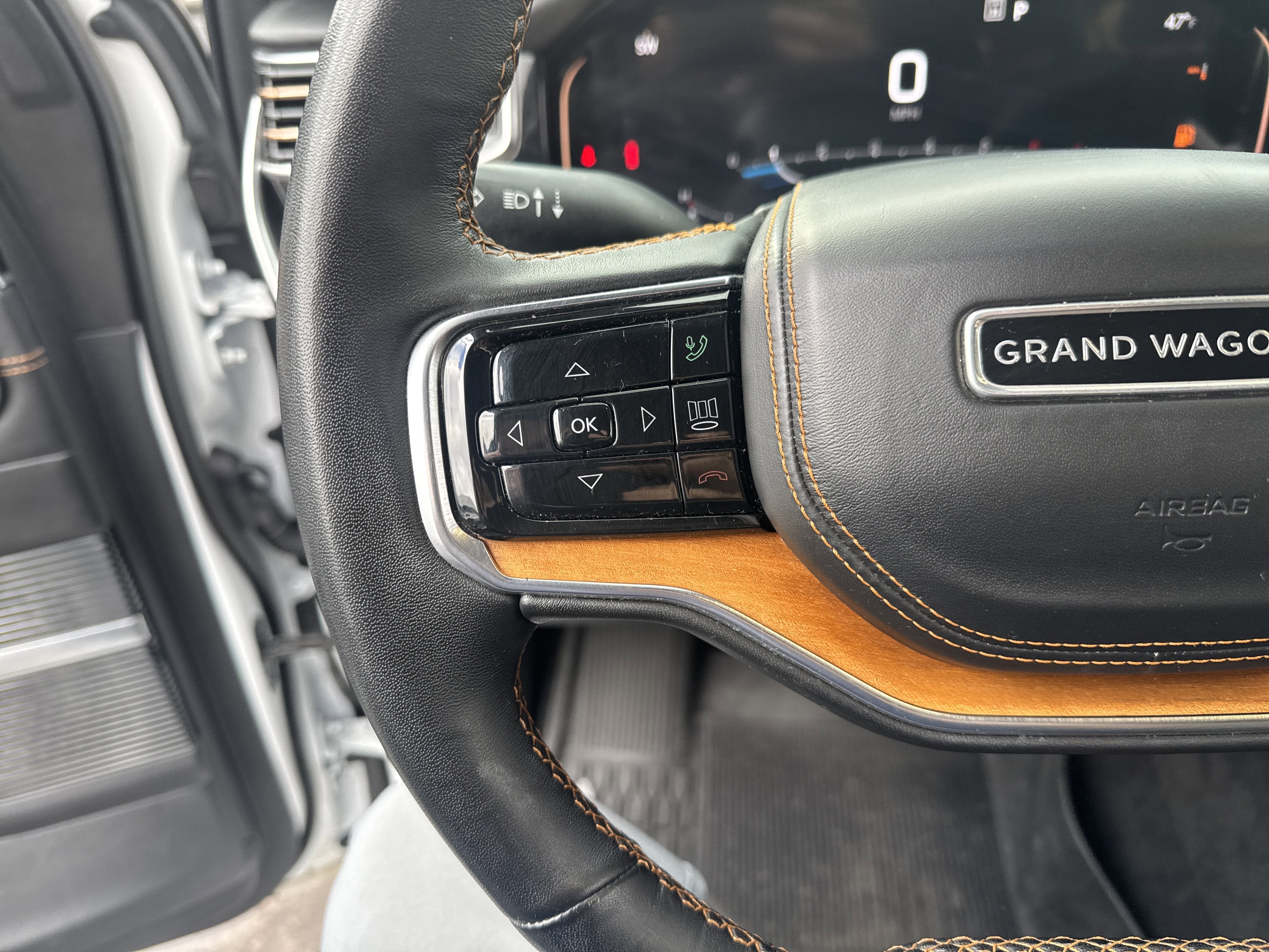 2023 Jeep Grand Wagoneer L Series III