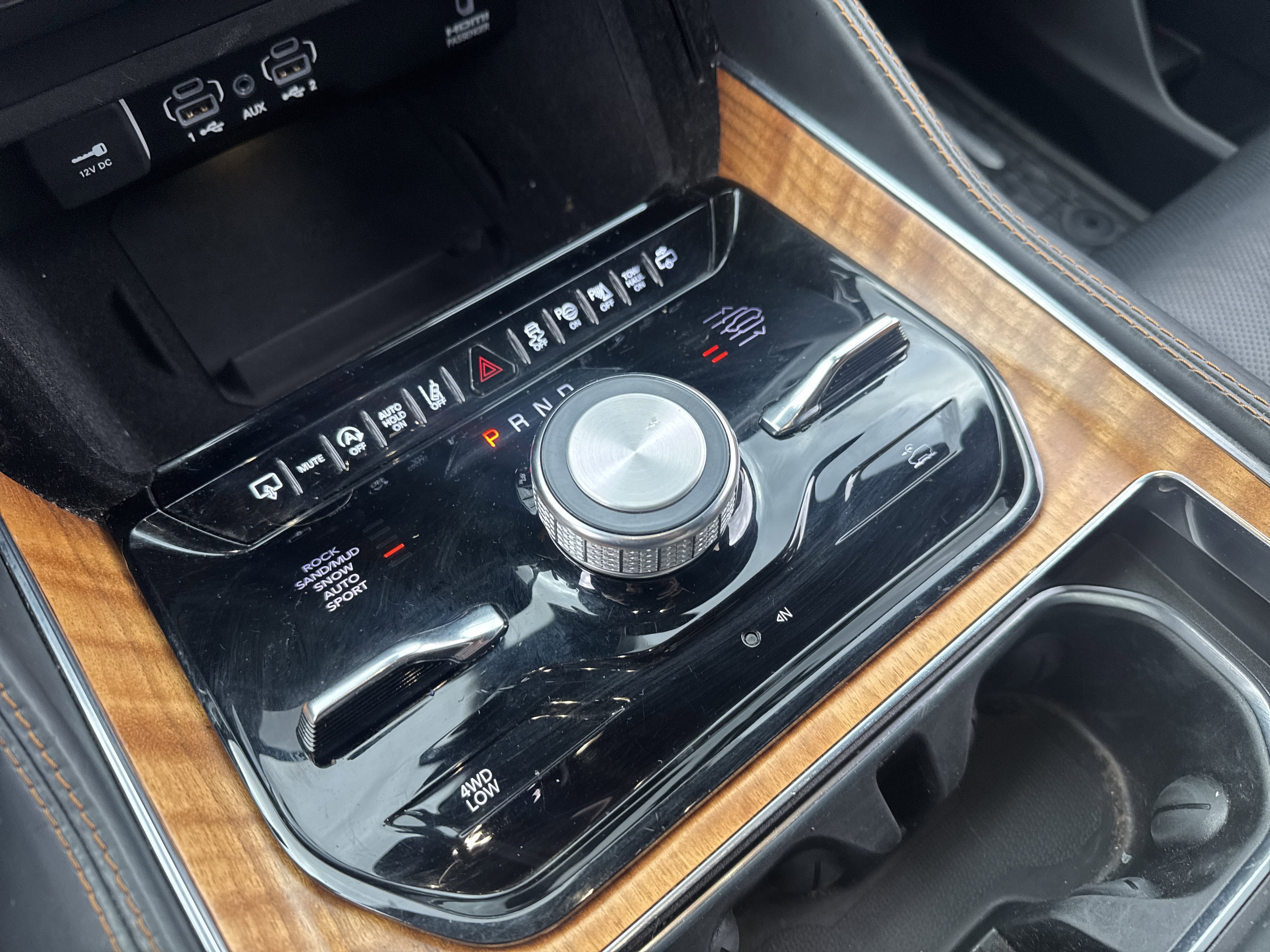 2023 Jeep Grand Wagoneer L Series III