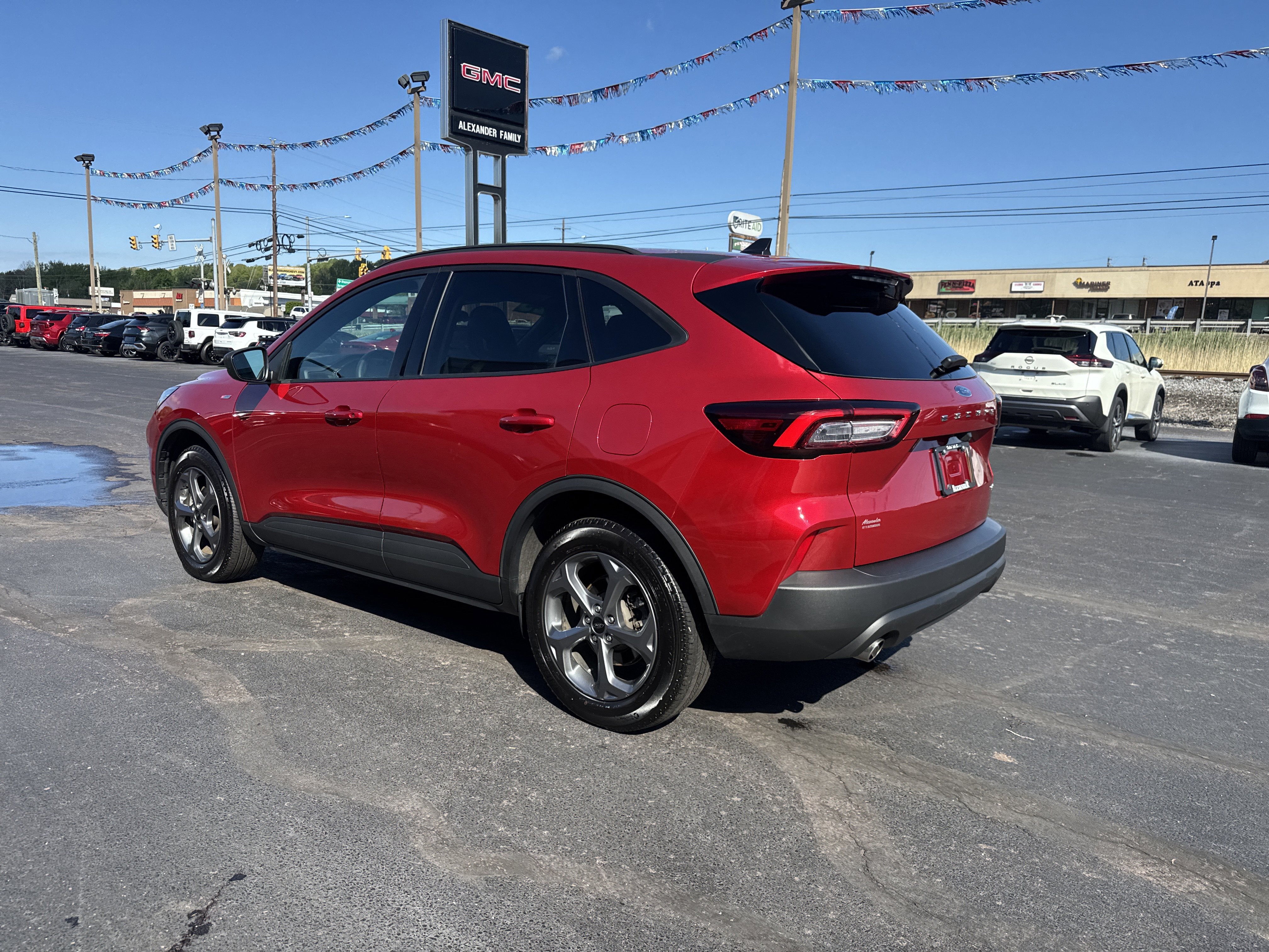 2025 Ford Escape ST-Line