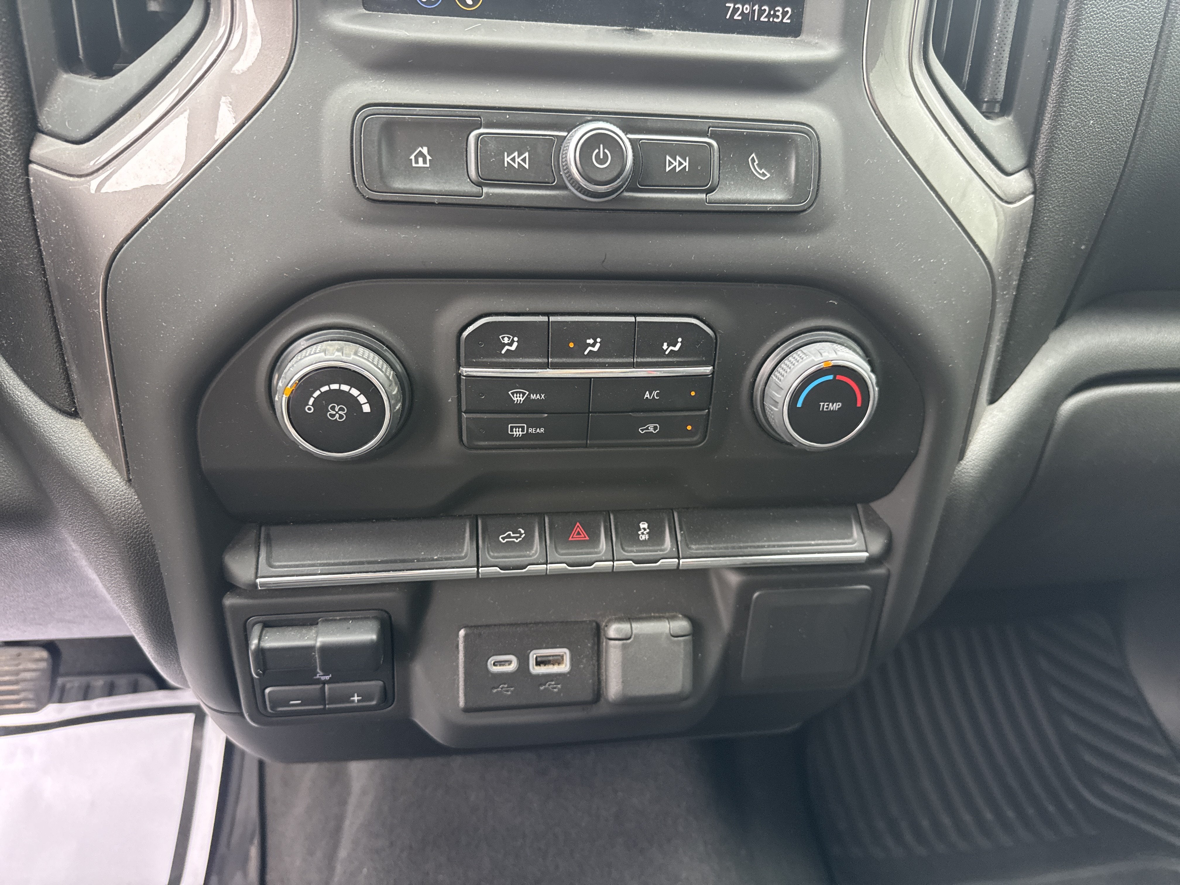 2023 Chevrolet Silverado 2500 HD Custom