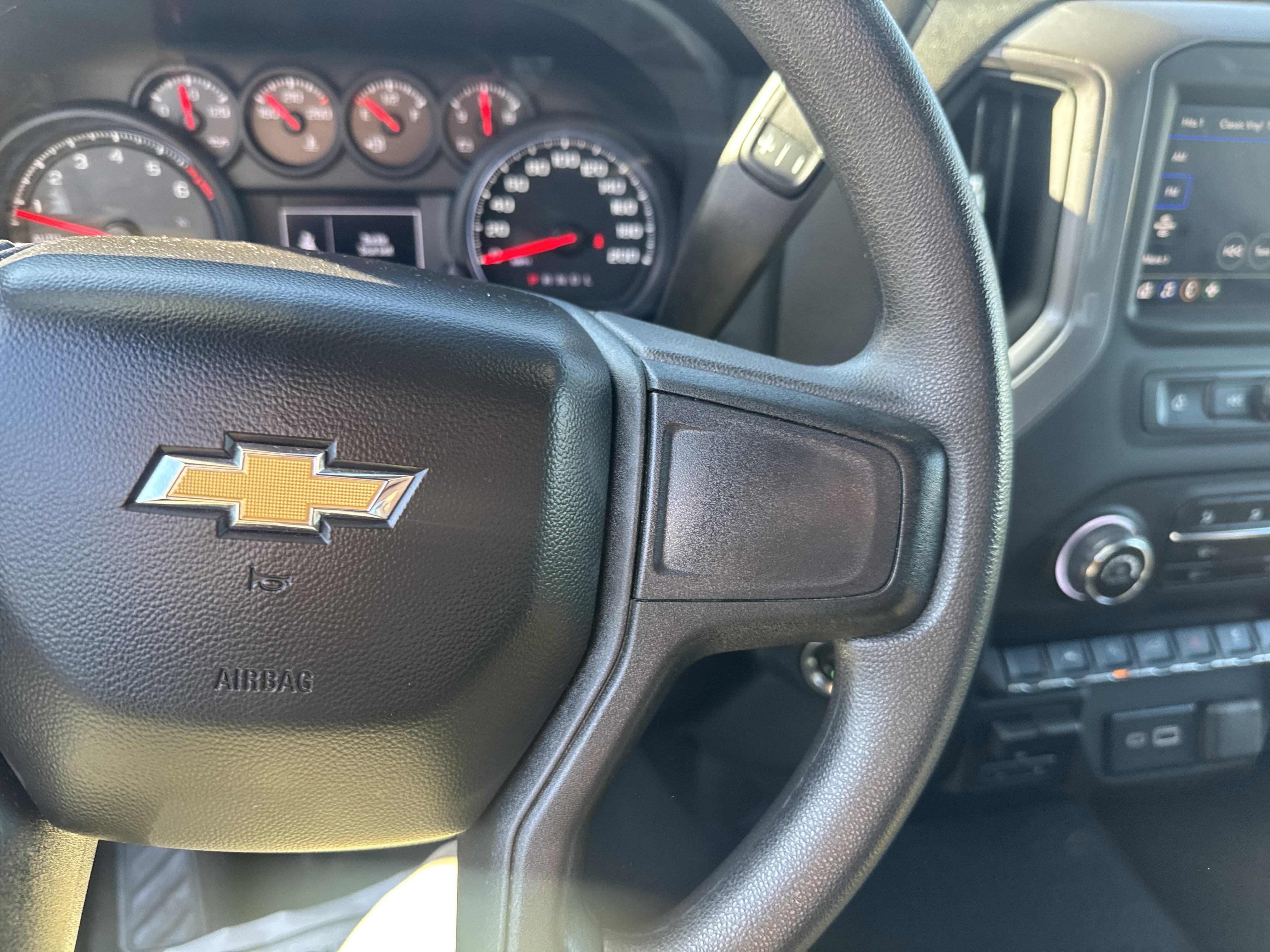 2023 Chevrolet Silverado 1500 Custom