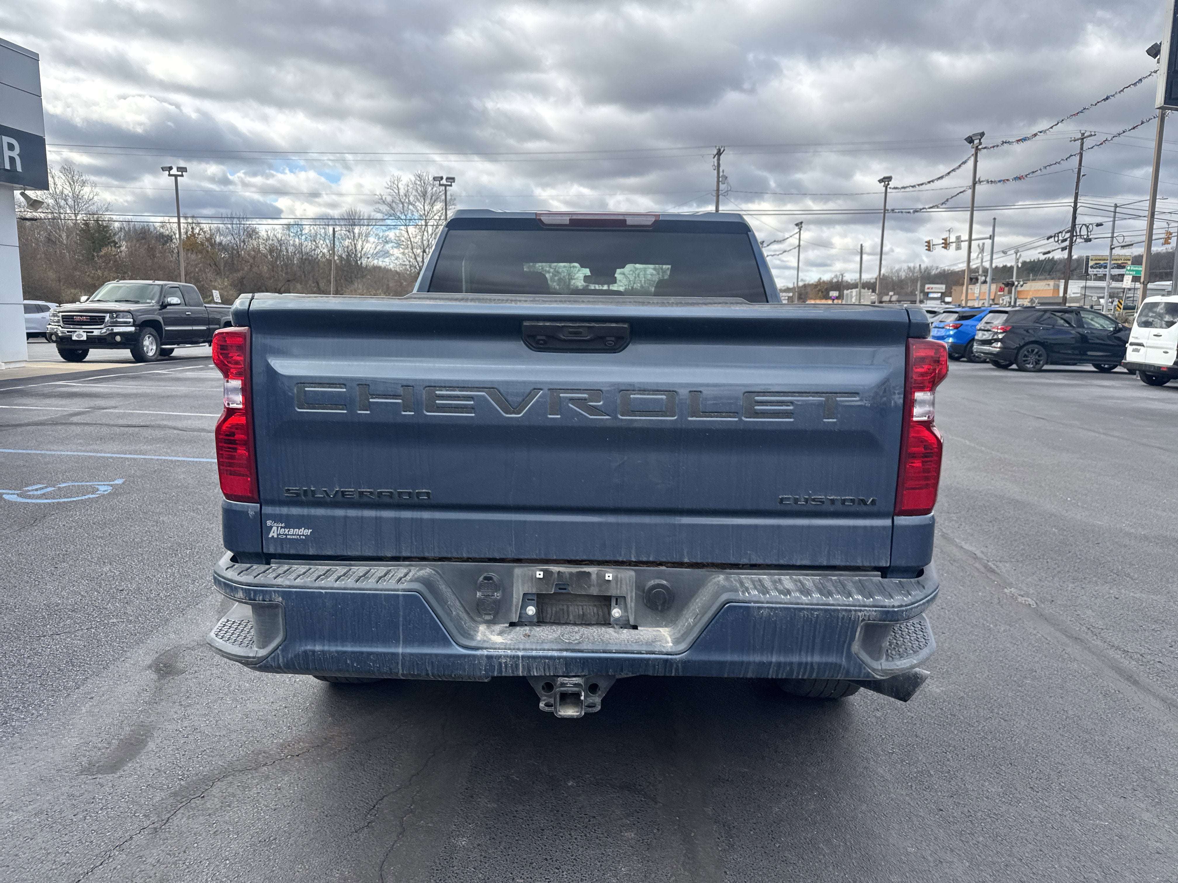 2024 Chevrolet Silverado 1500 Custom