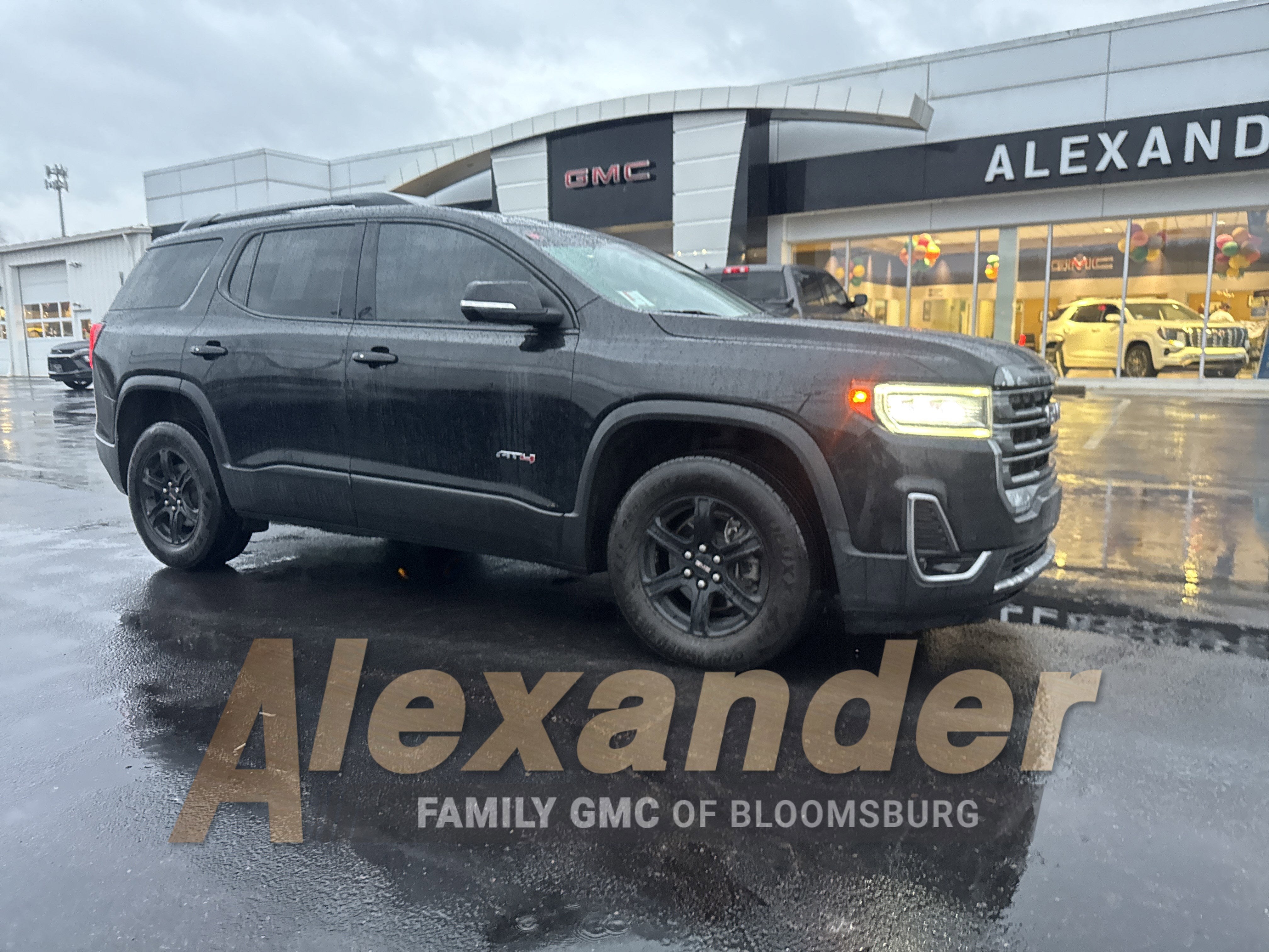 2021 GMC Acadia AT4
