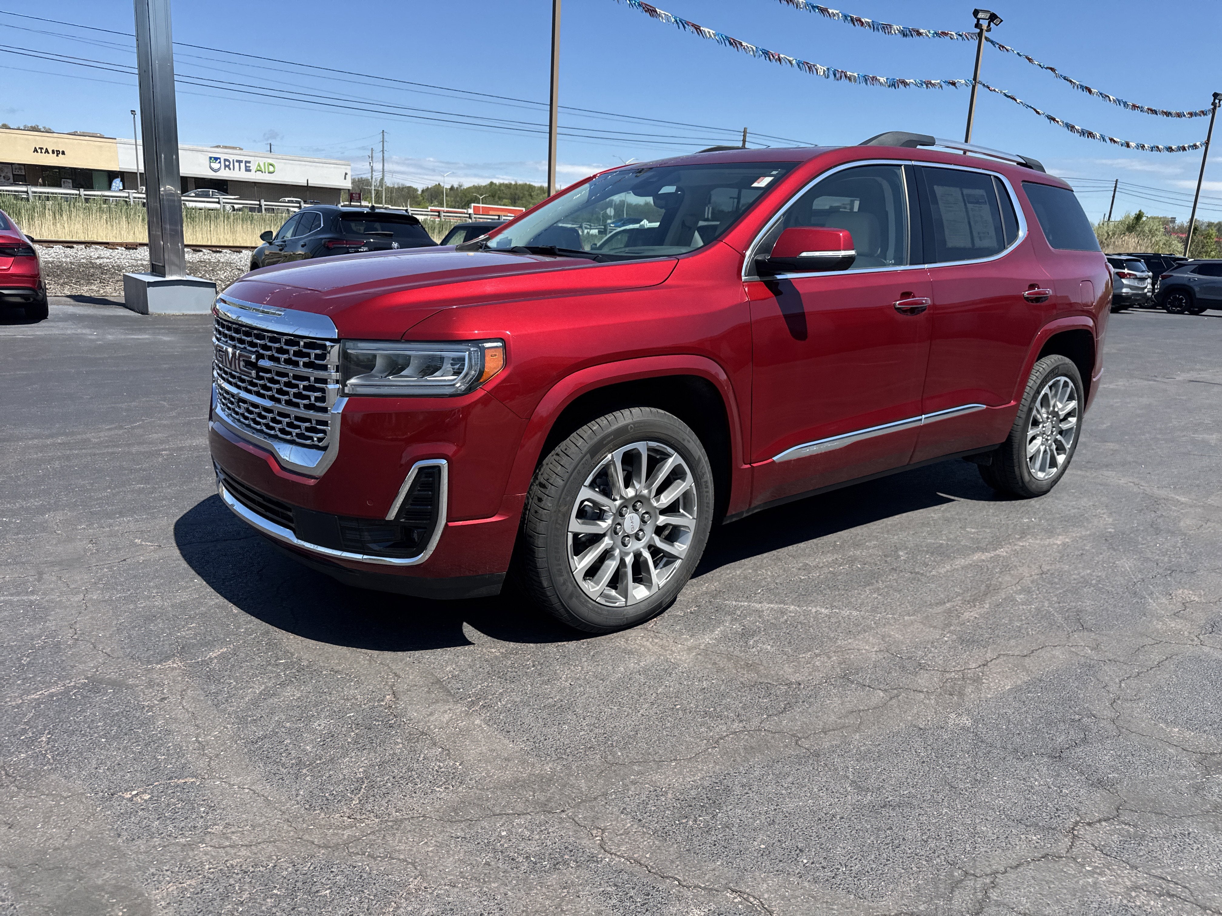 2023 GMC Acadia Denali