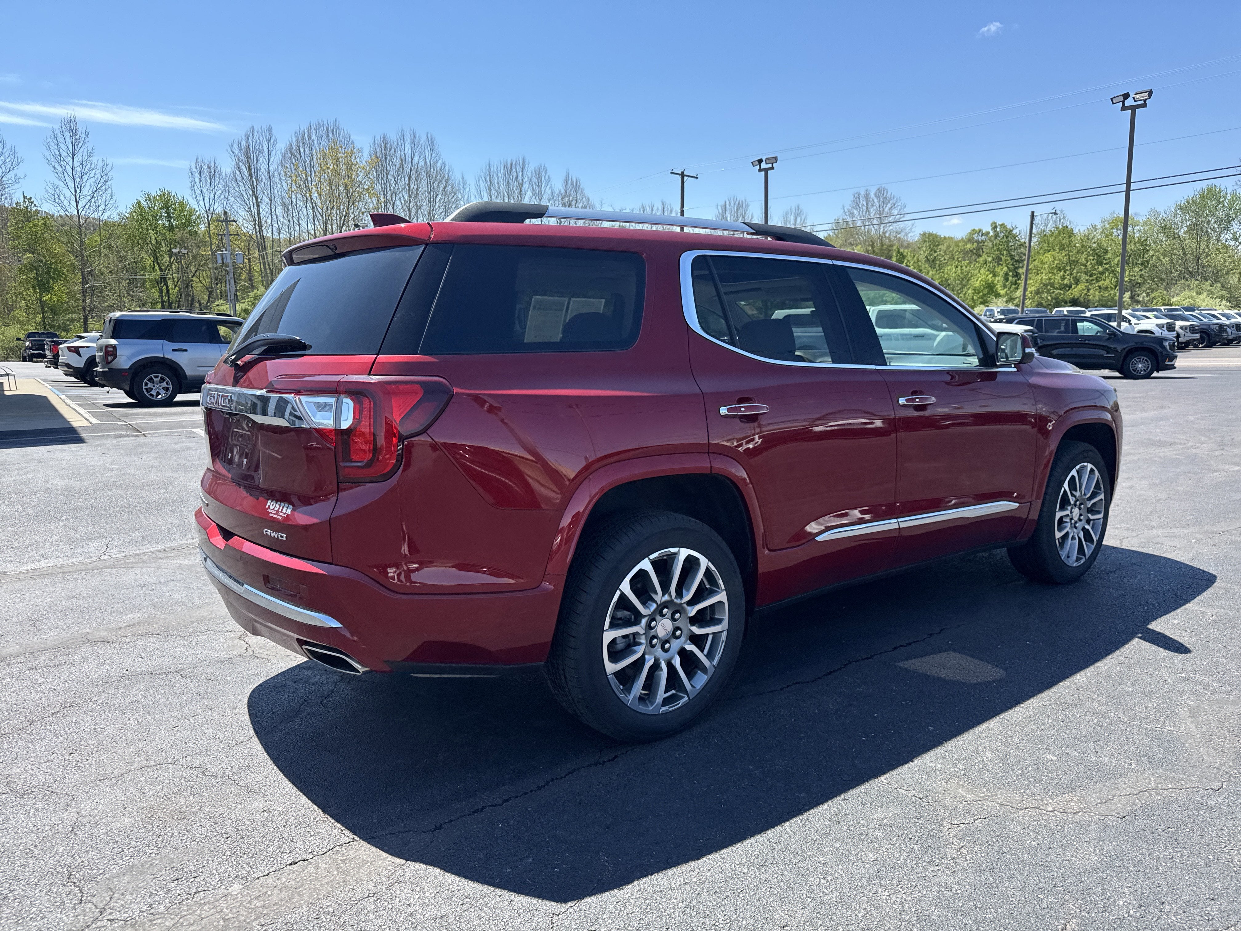 2023 GMC Acadia Denali