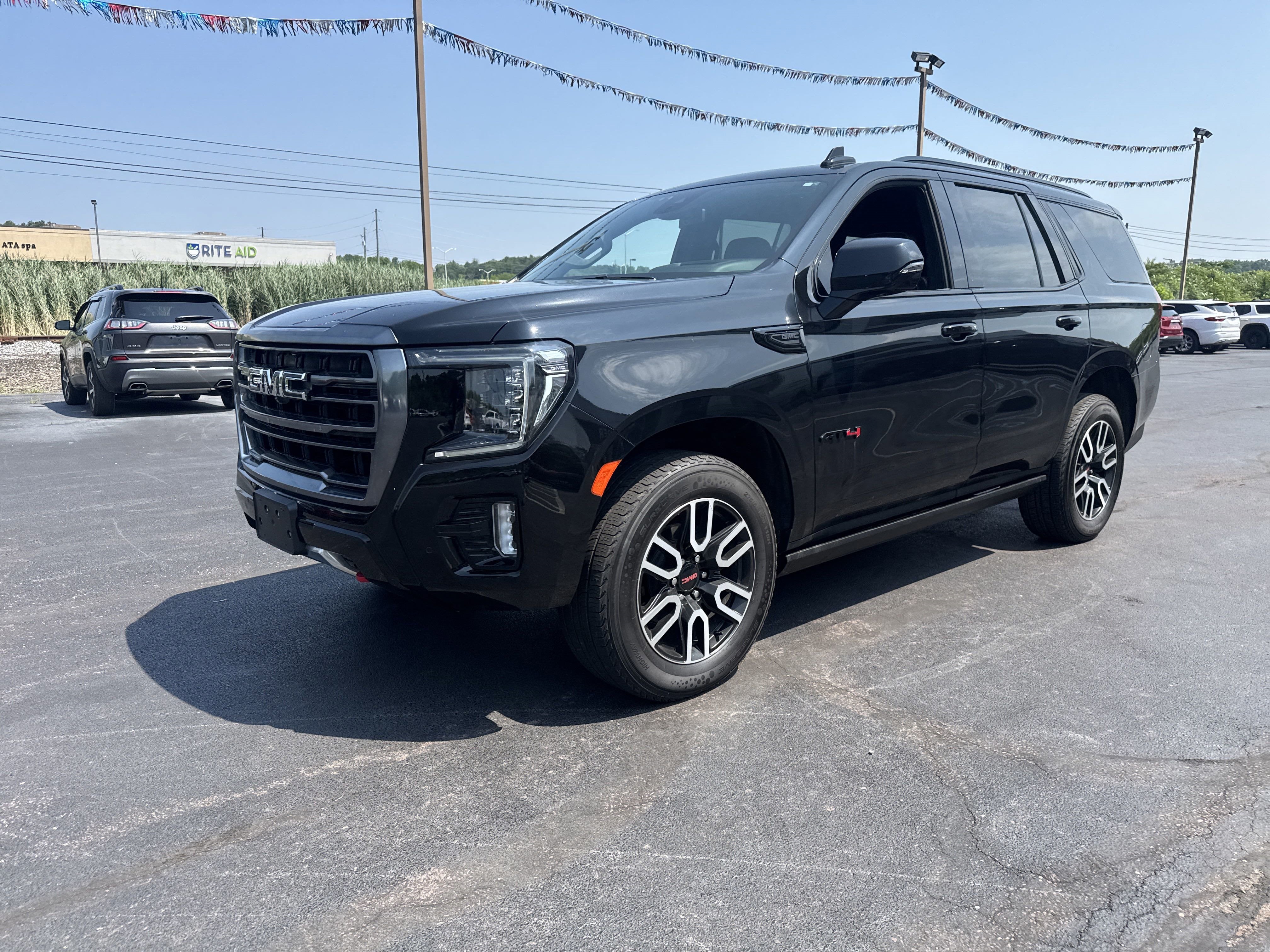 2023 GMC Yukon AT4