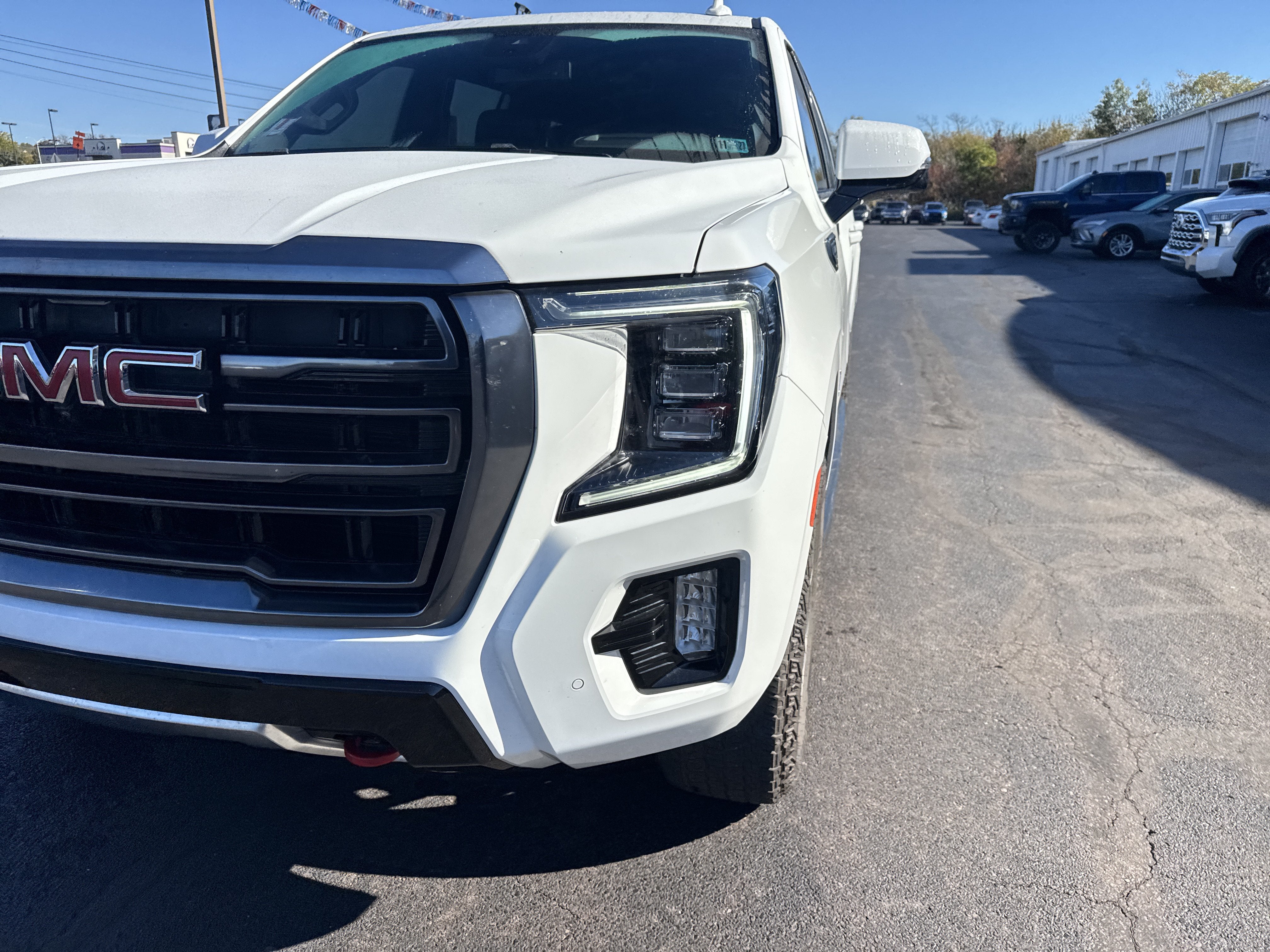 2023 GMC Yukon XL AT4
