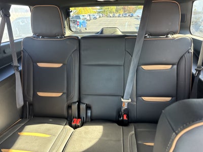 2023 GMC Yukon XL AT4