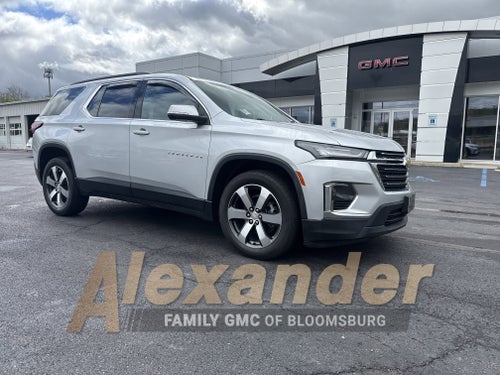 2022 Chevrolet Traverse LT Leather