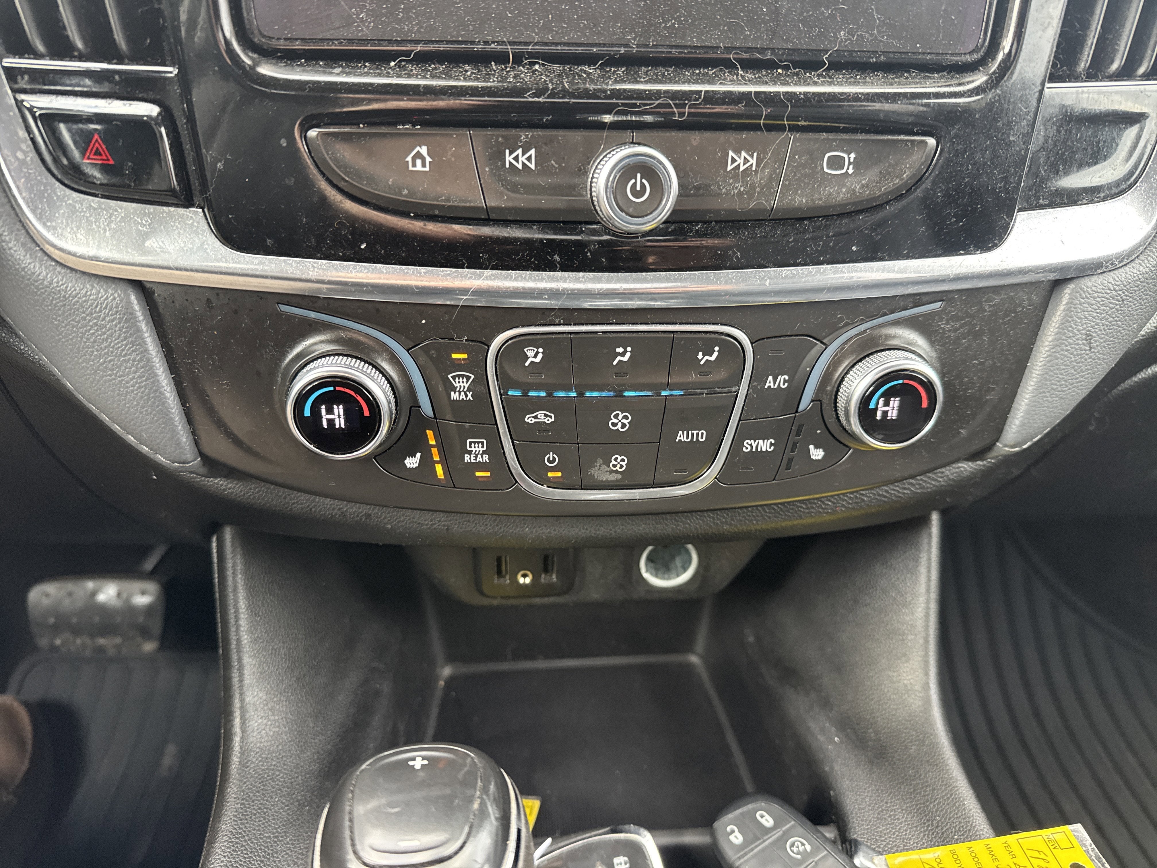 2019 Chevrolet Traverse LT Leather