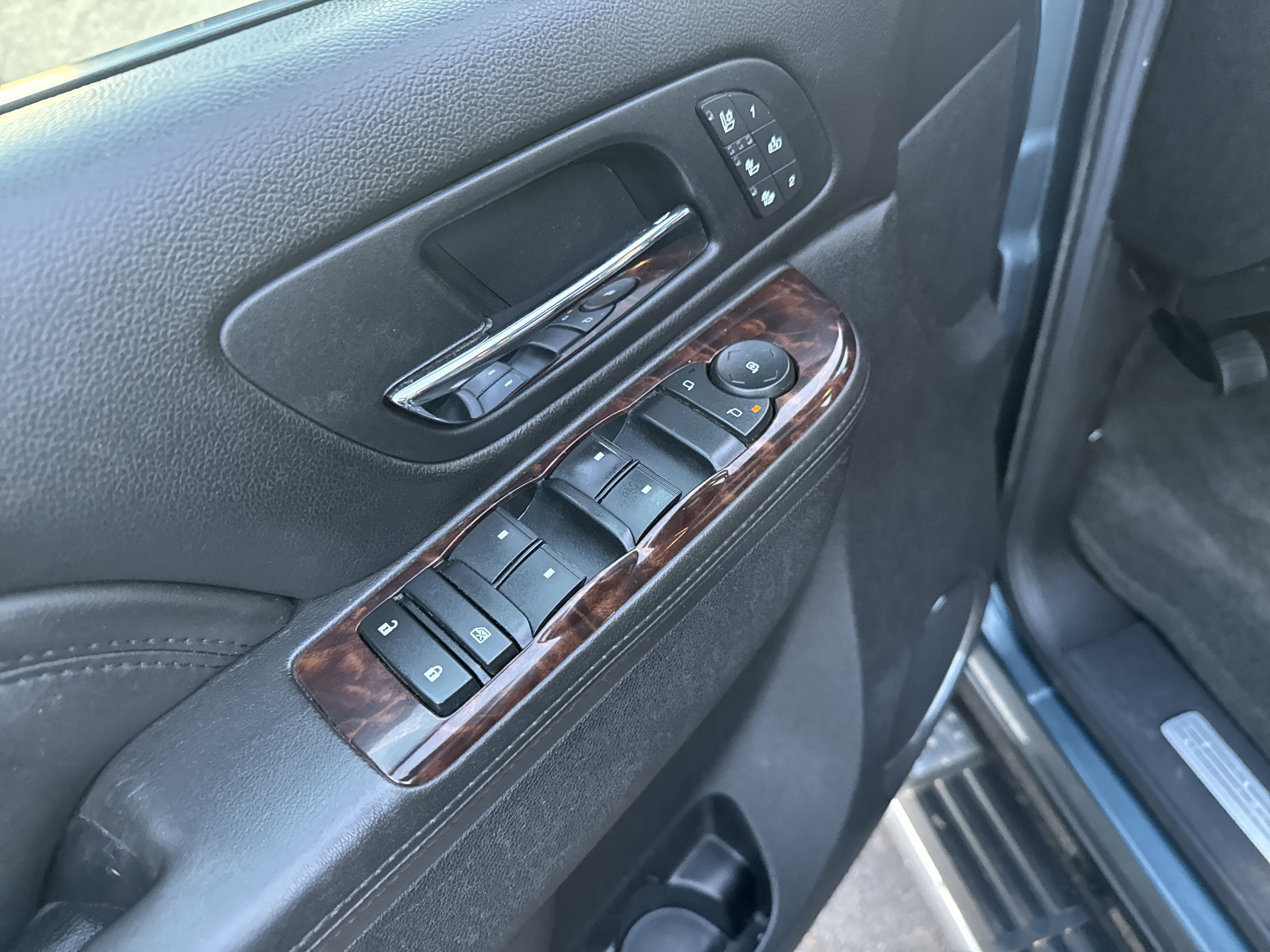 2012 GMC Sierra 3500 HD SRW Denali