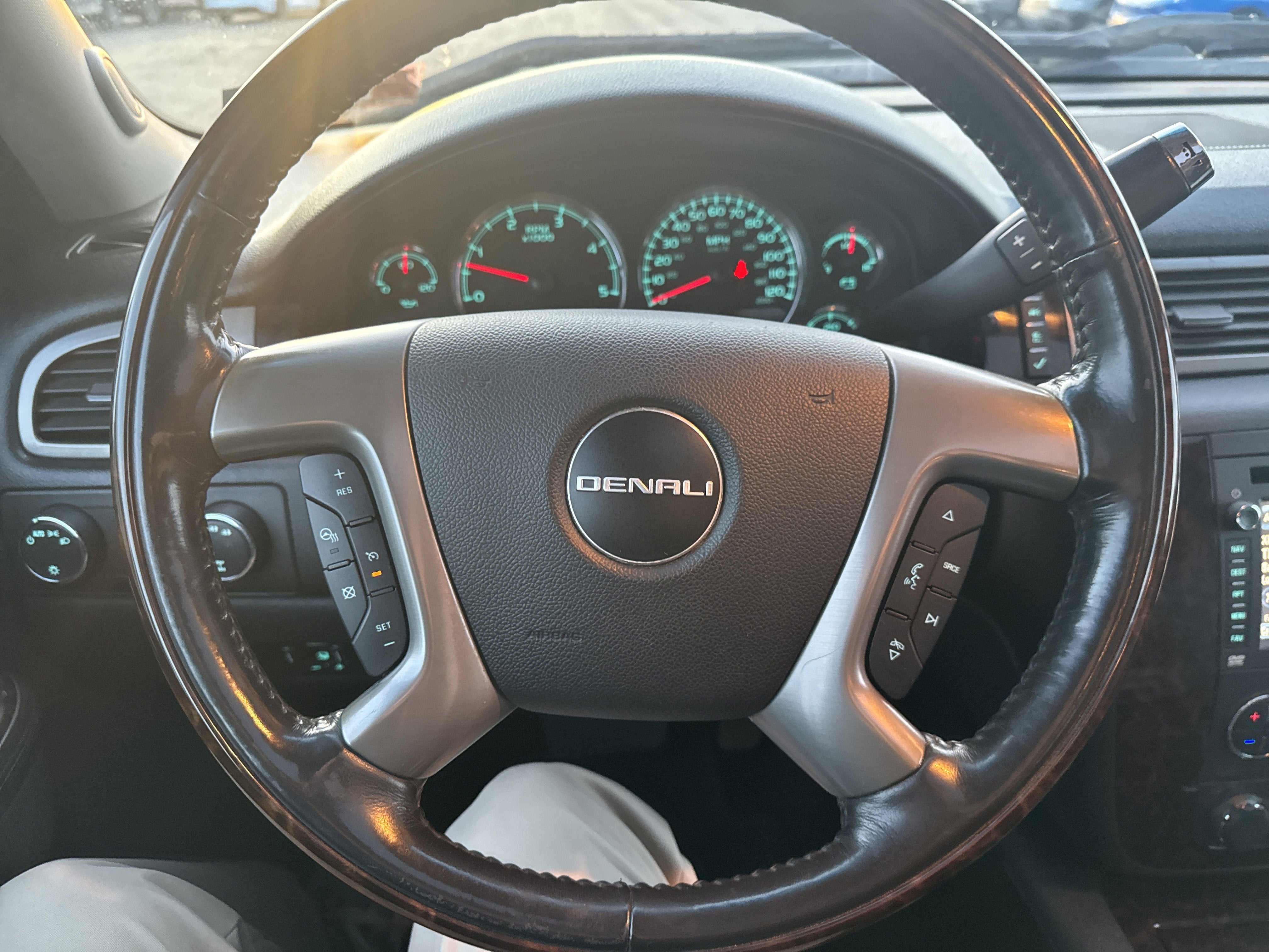 2012 GMC Sierra 3500 HD SRW Denali