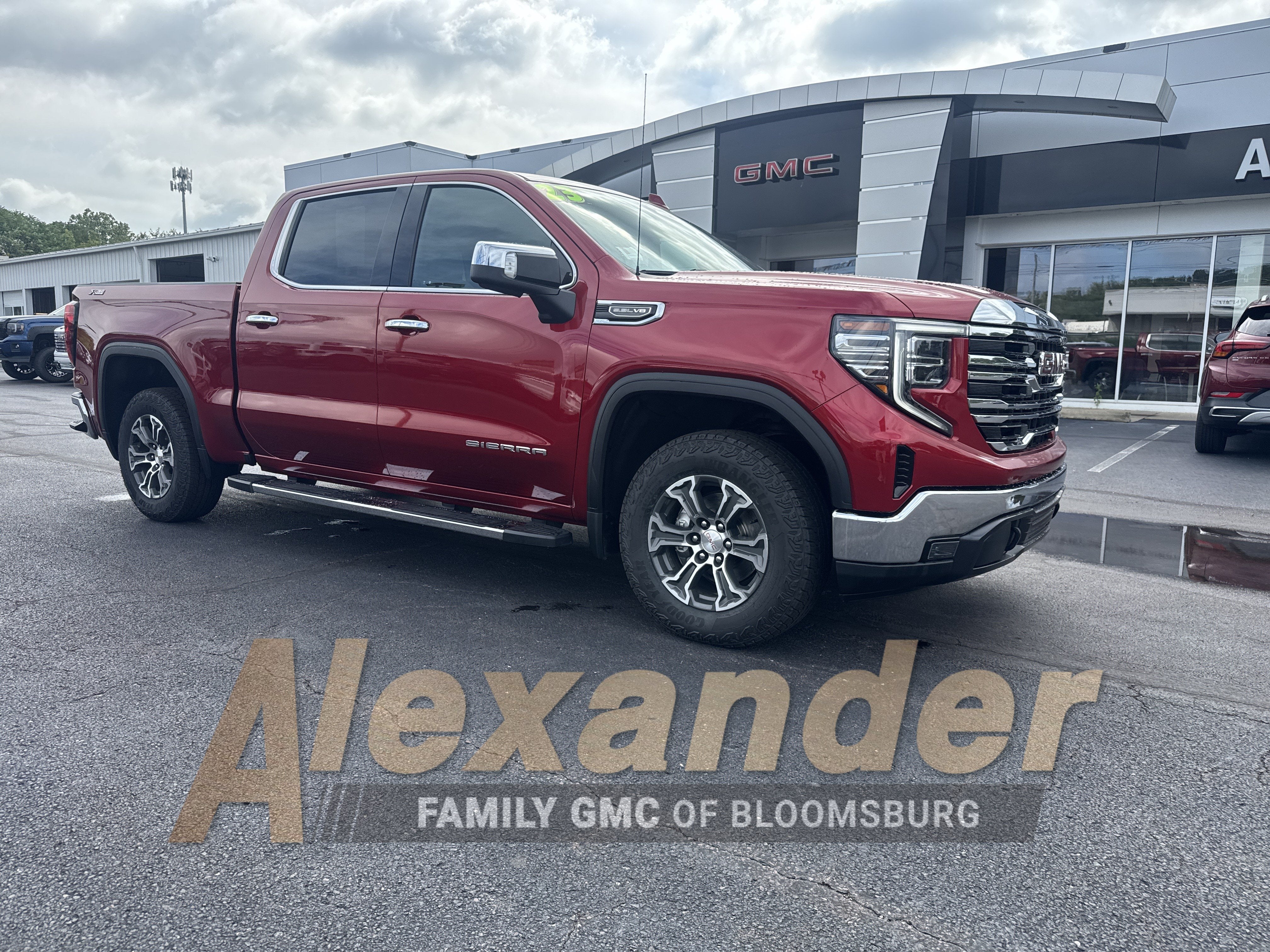 2023 GMC Sierra 1500 SLT