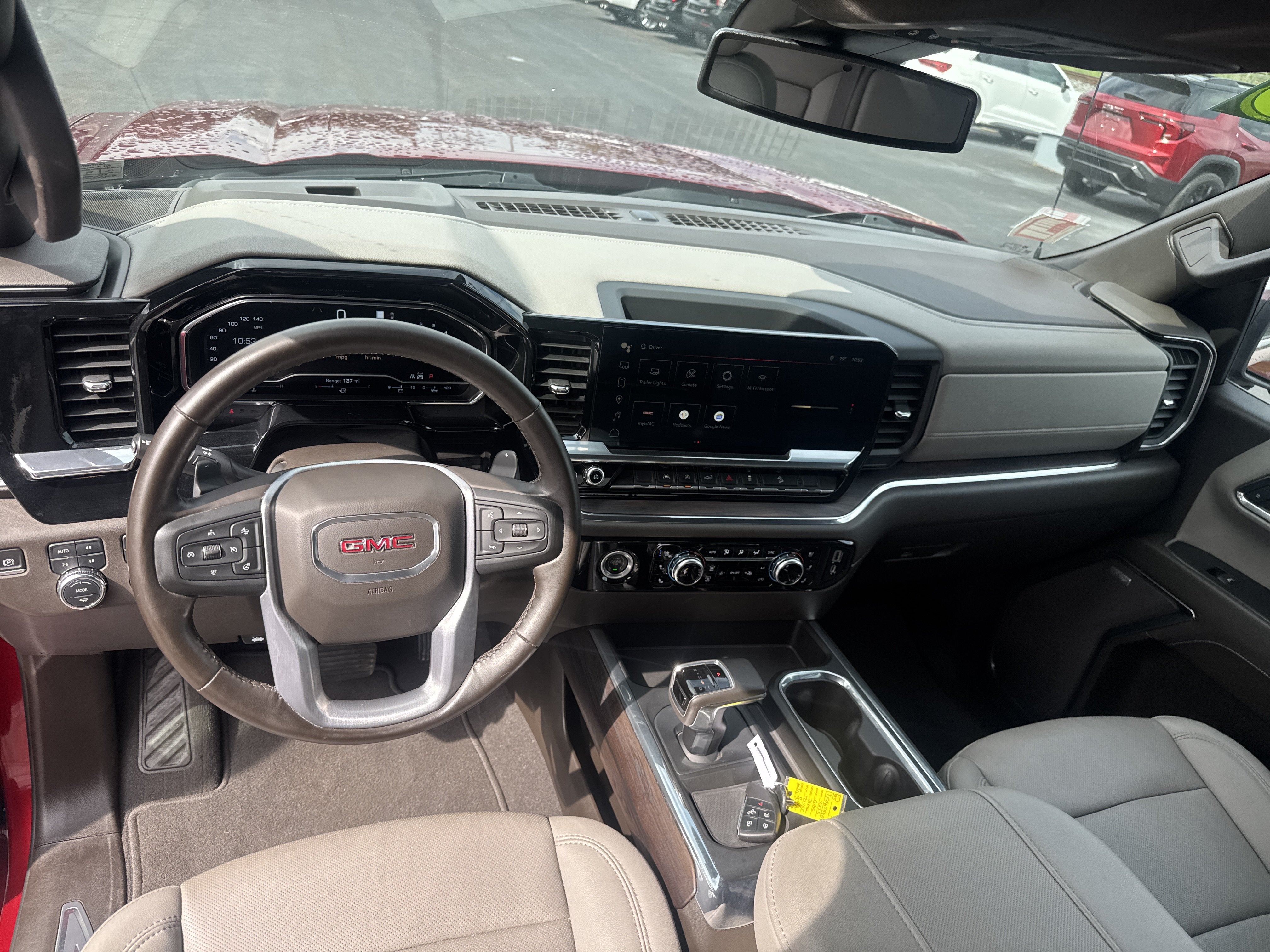 2023 GMC Sierra 1500 SLT