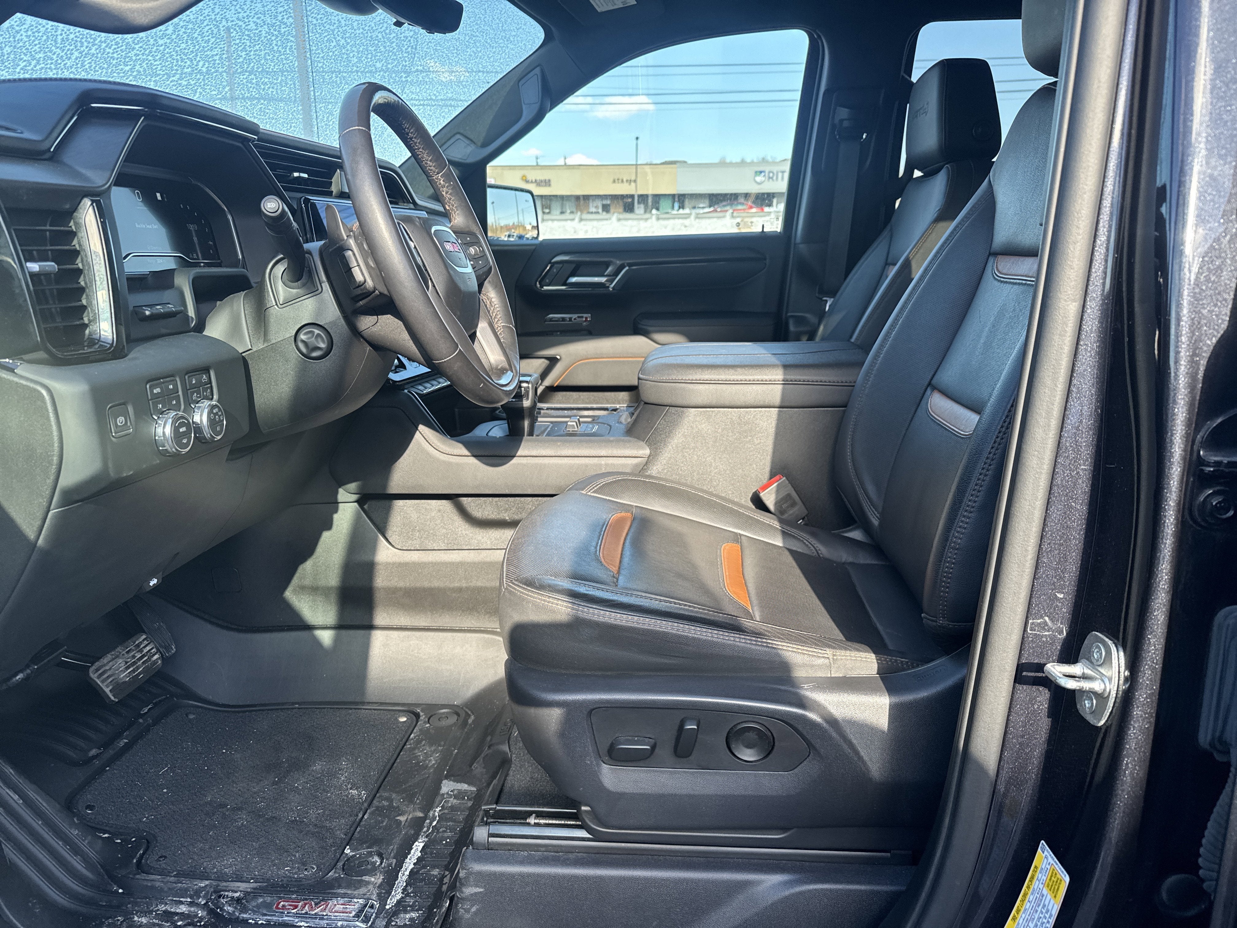 2023 GMC Sierra 1500 AT4