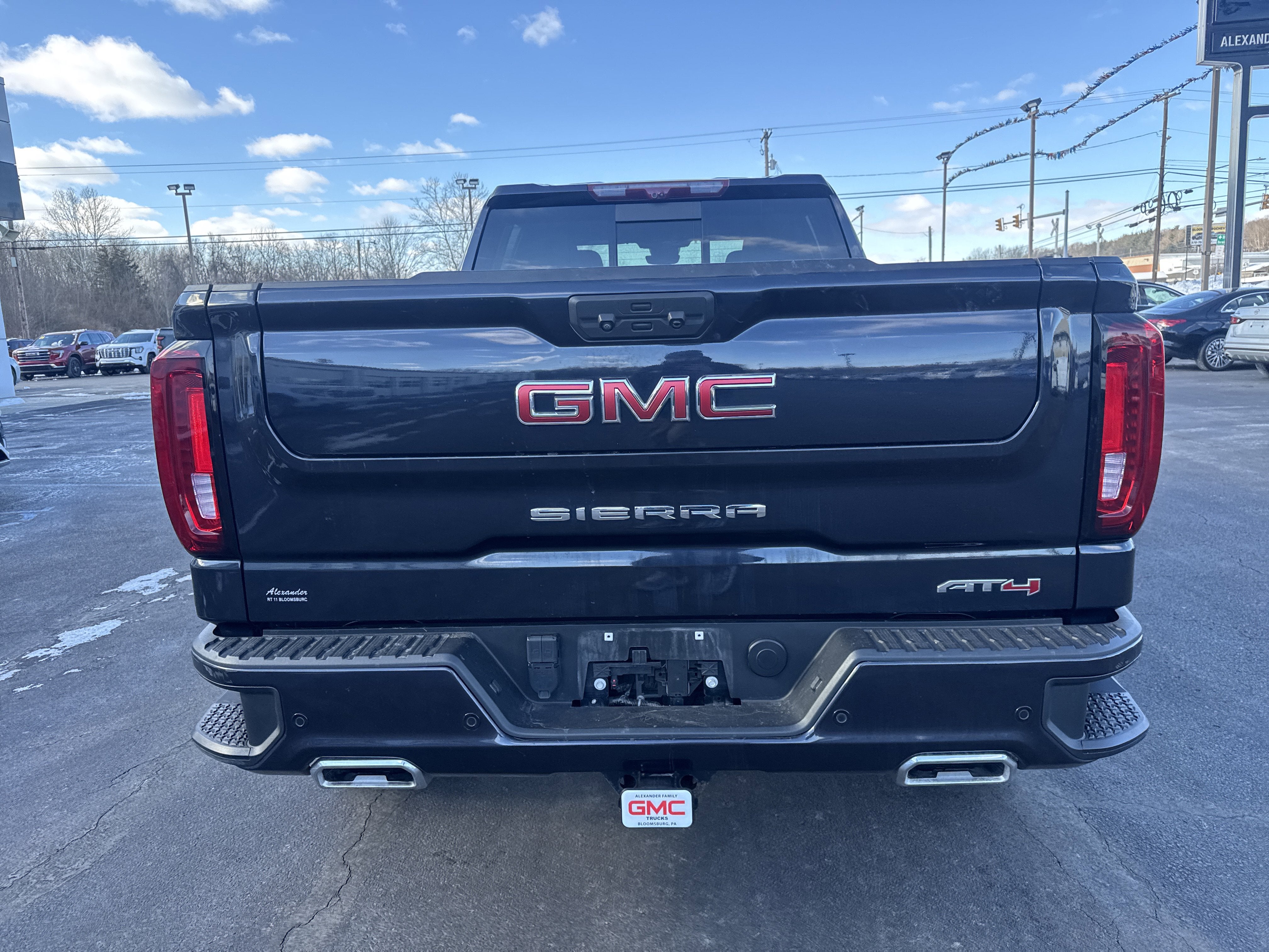 2023 GMC Sierra 1500 AT4