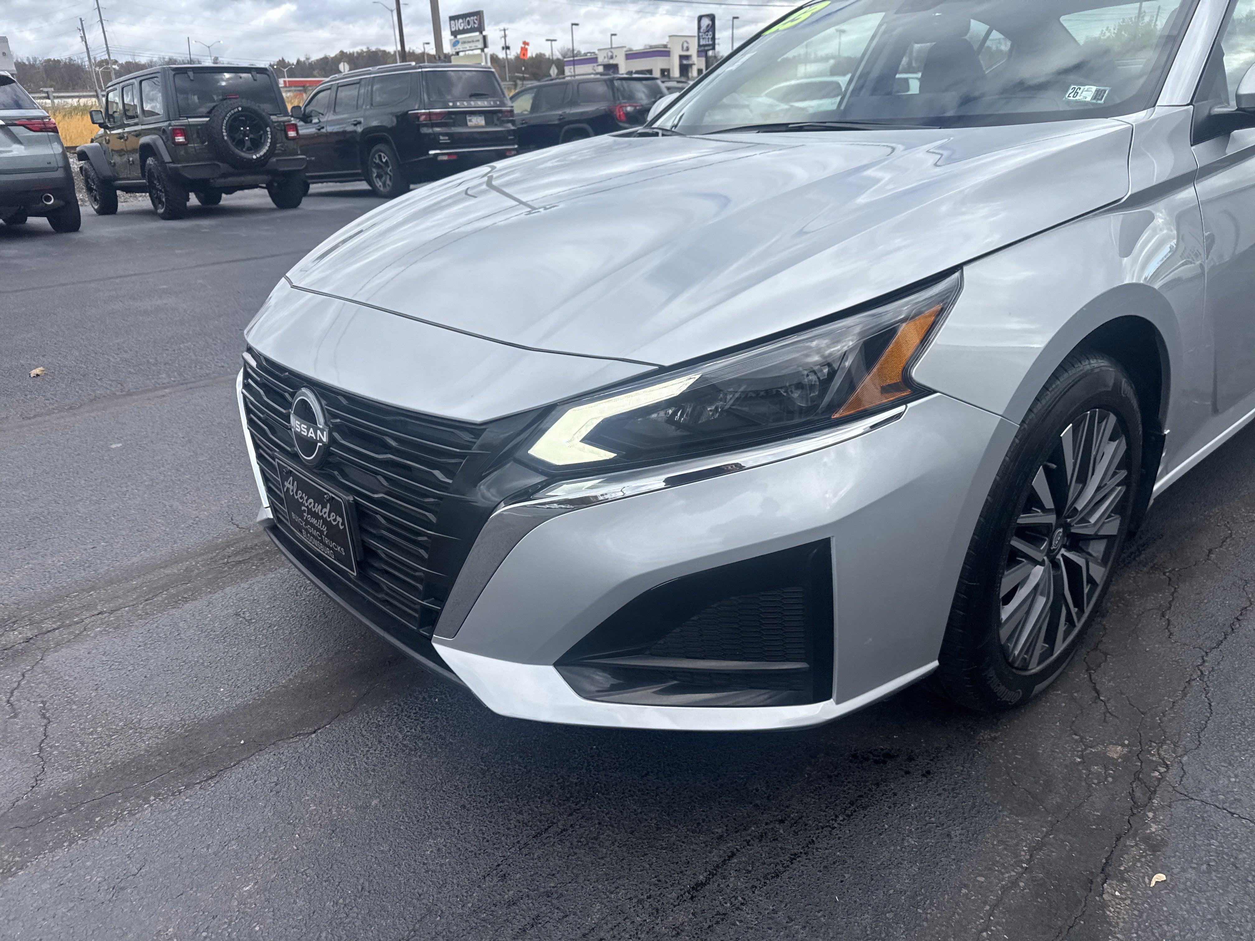 2023 Nissan Altima 2.5 SV