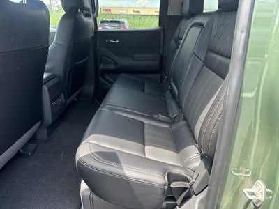 2024 Nissan Frontier SL