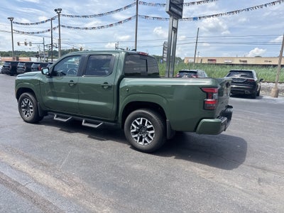 2024 Nissan Frontier SL