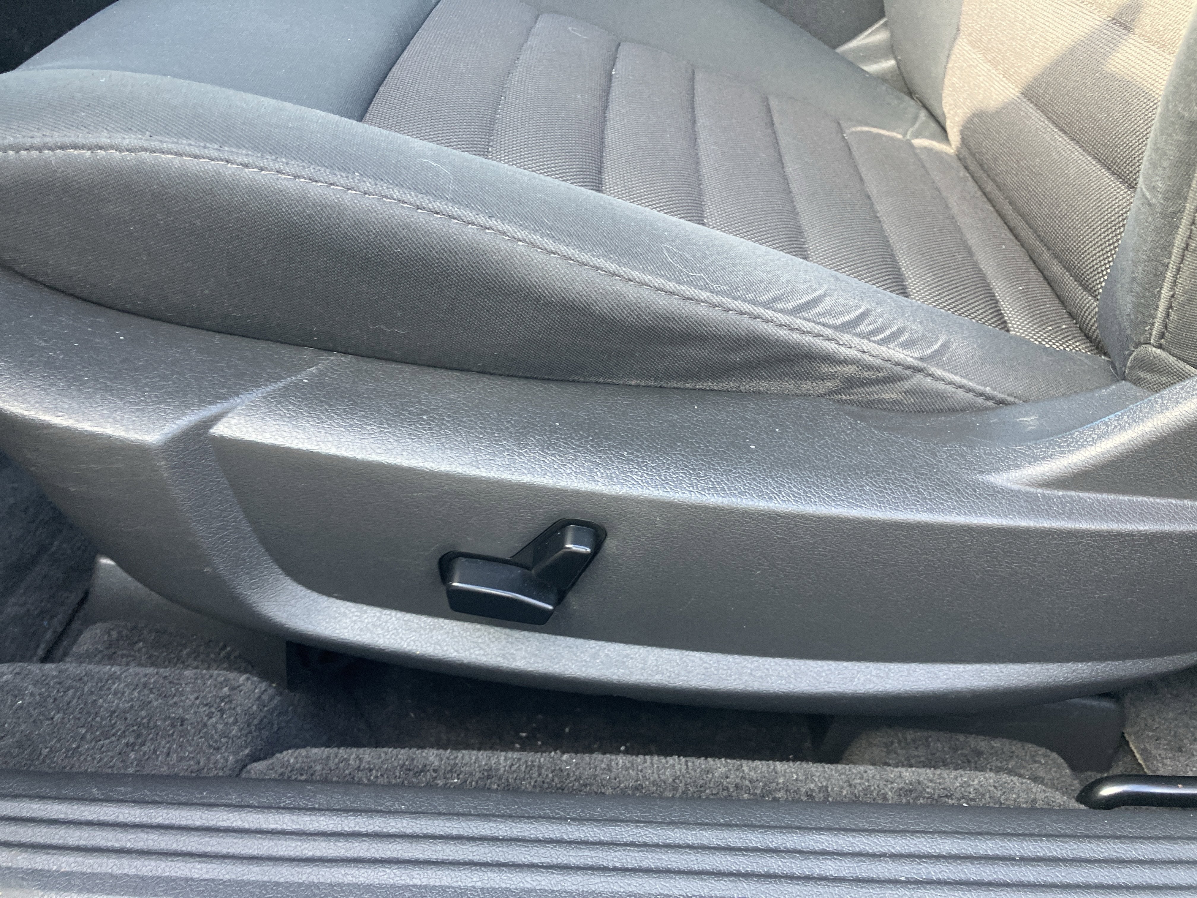 2010 Dodge Challenger SE