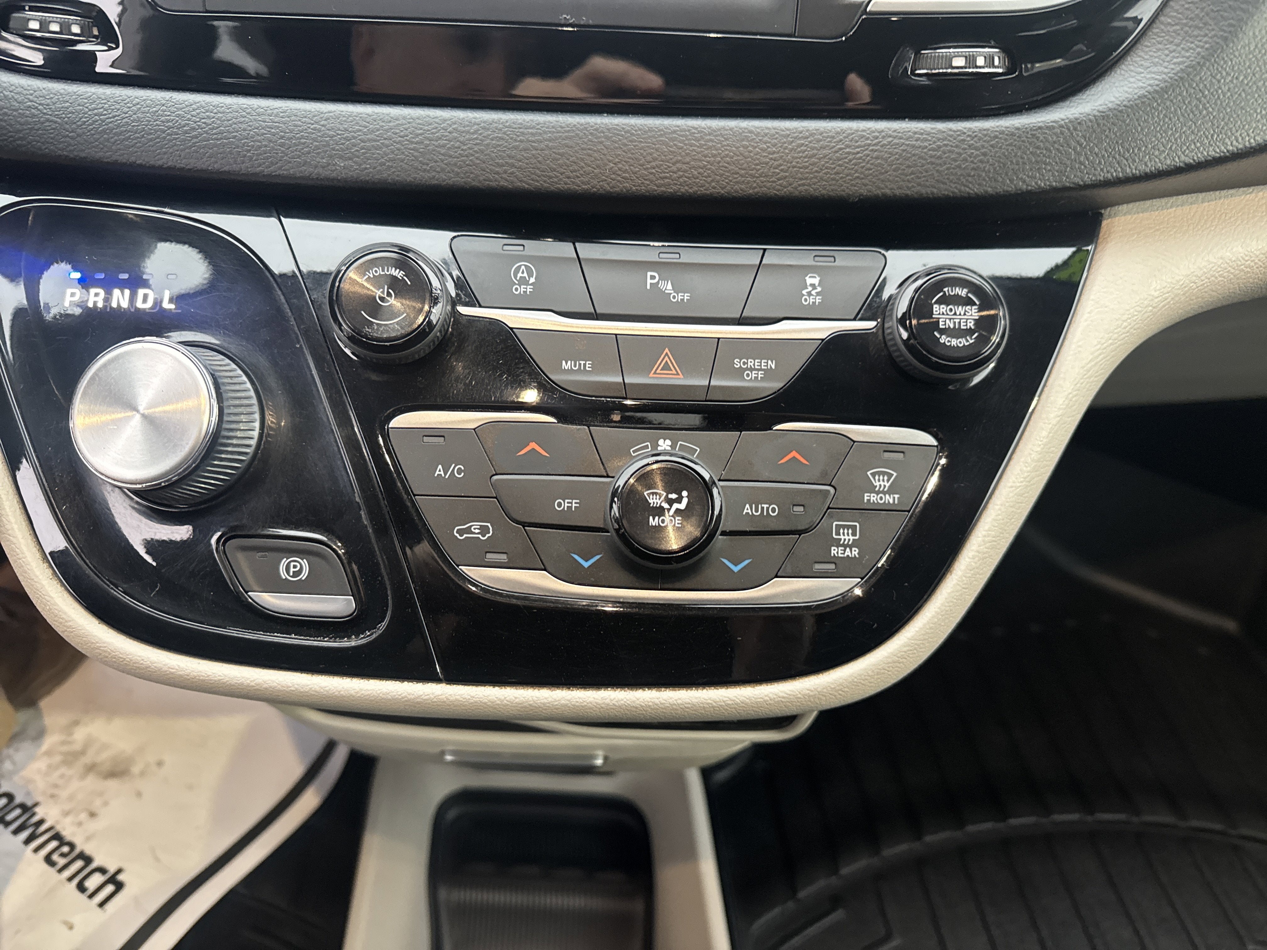 2018 Chrysler Pacifica Touring Plus