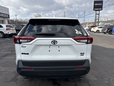 2023 Toyota RAV4 XLE