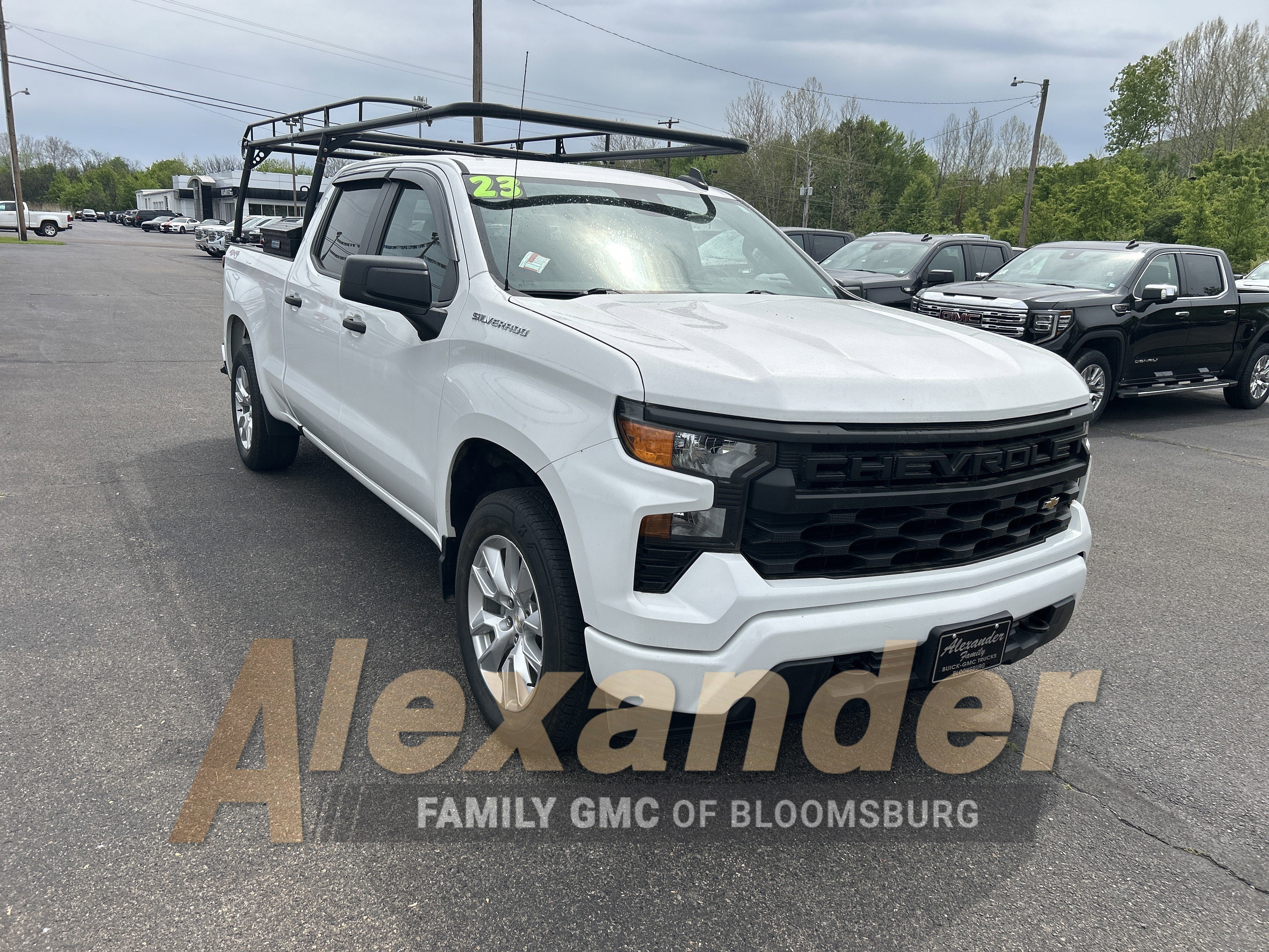 2023 Chevrolet Silverado 1500 Custom
