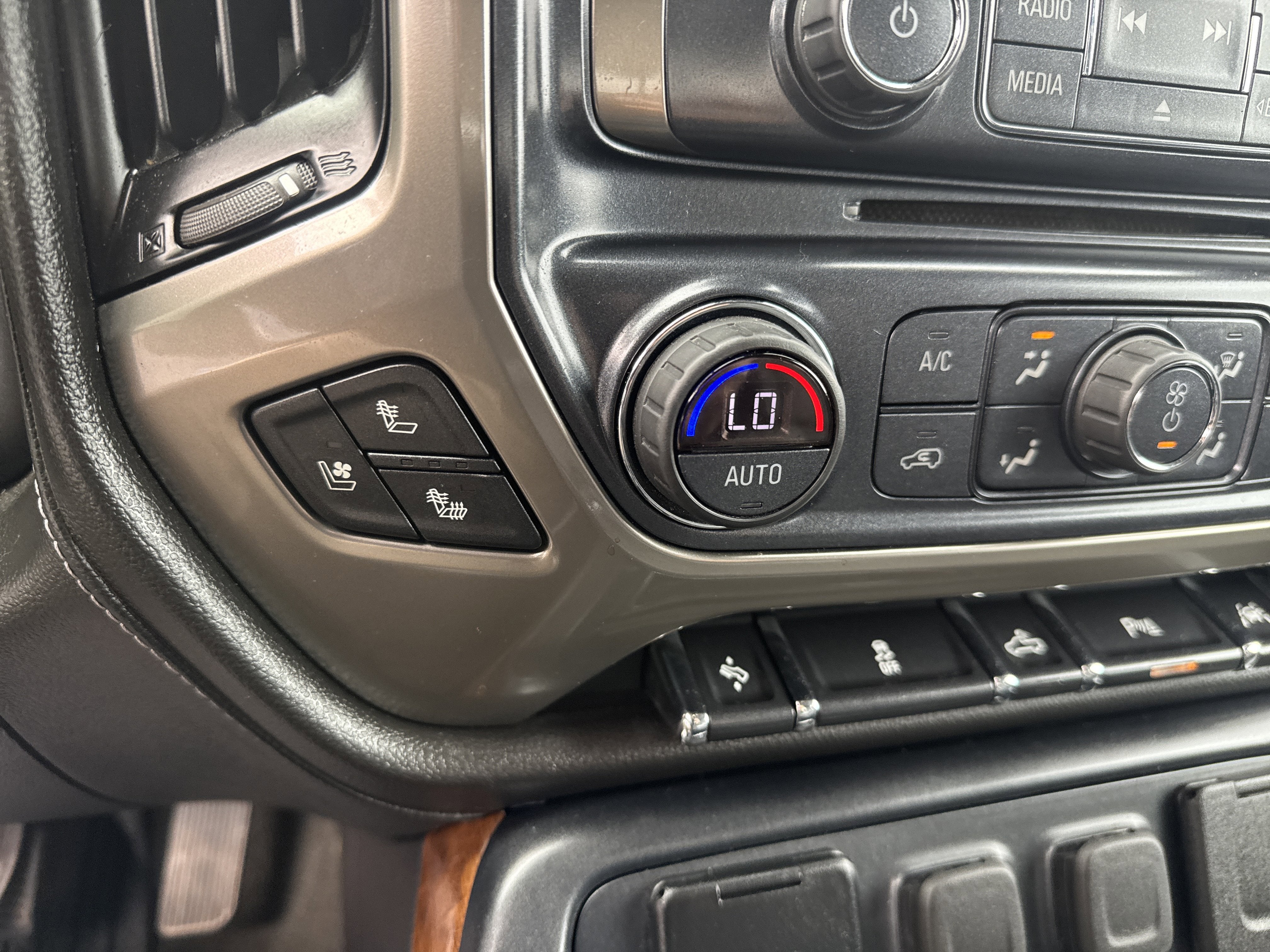 2018 Chevrolet Silverado 1500 High Country