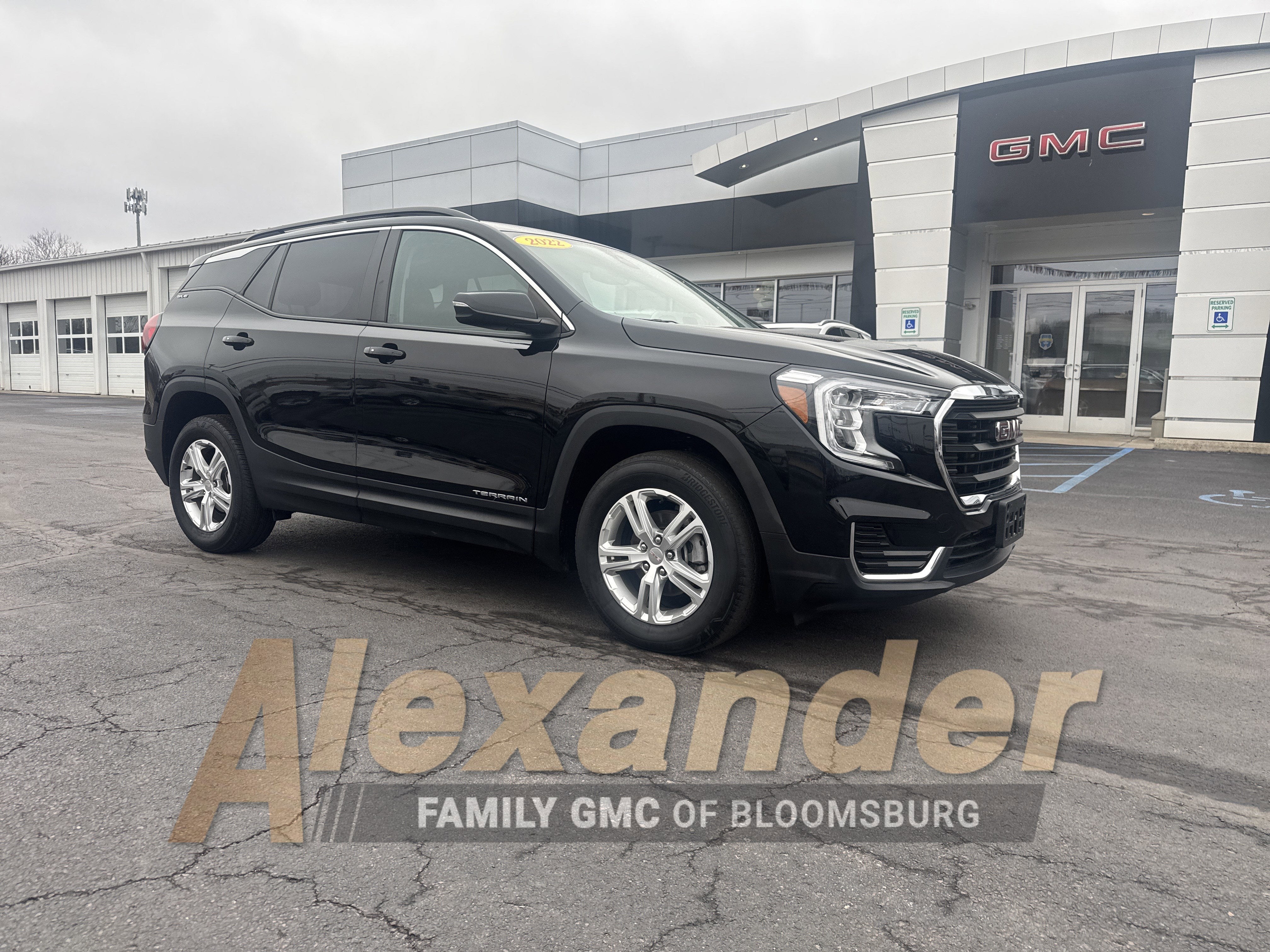 2022 GMC Terrain SLE