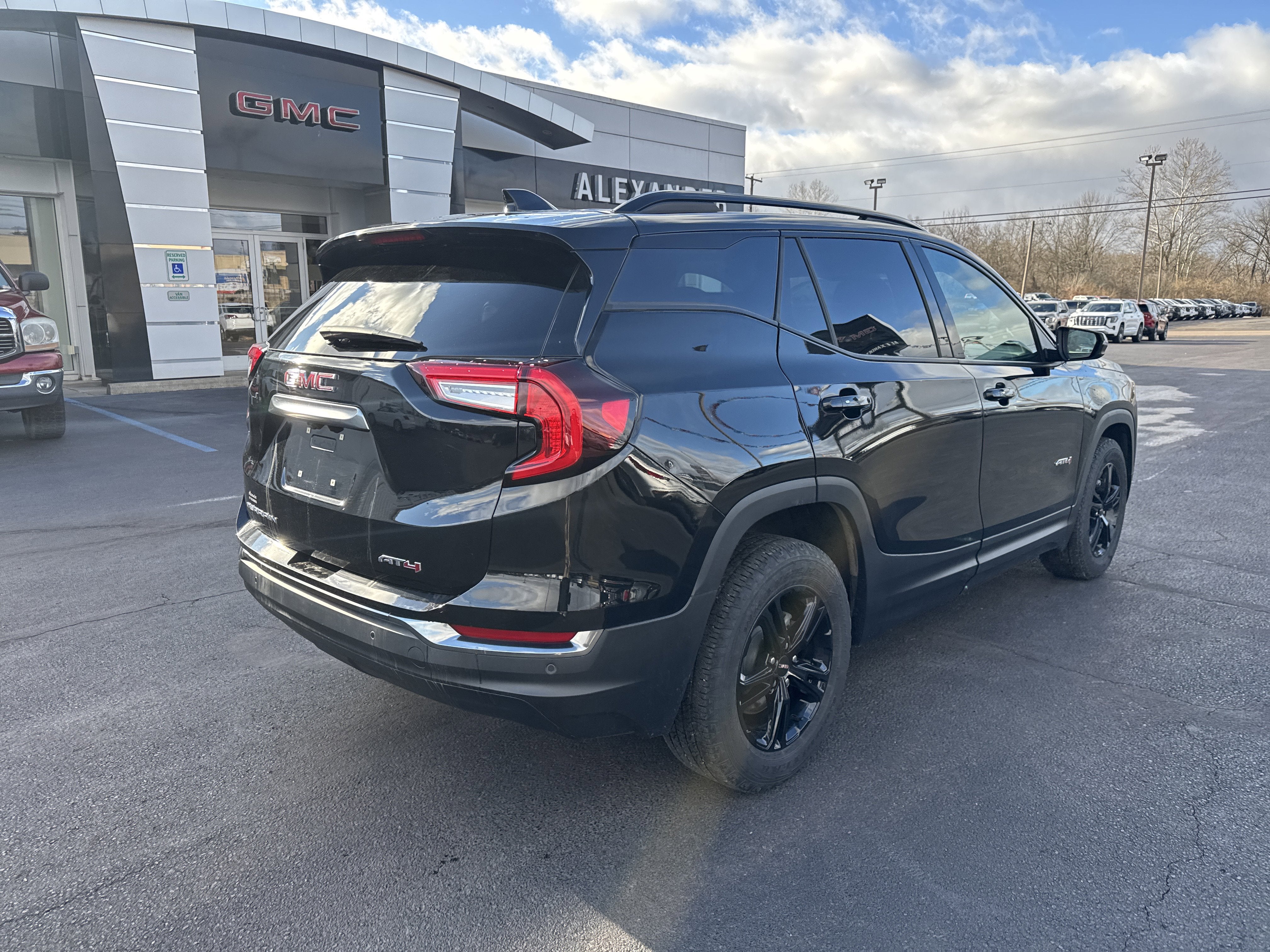 2024 GMC Terrain AT4