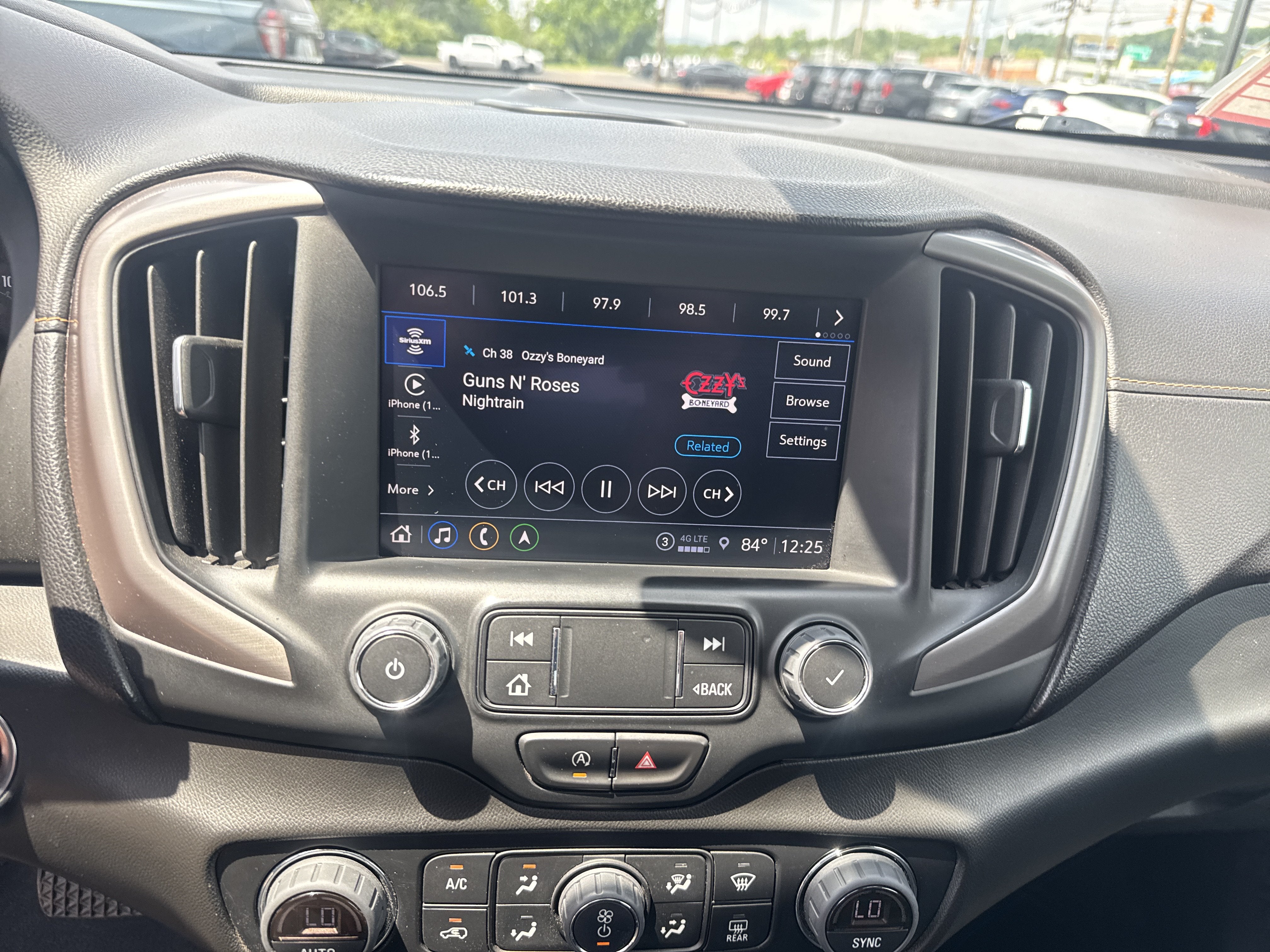 2022 GMC Terrain AT4