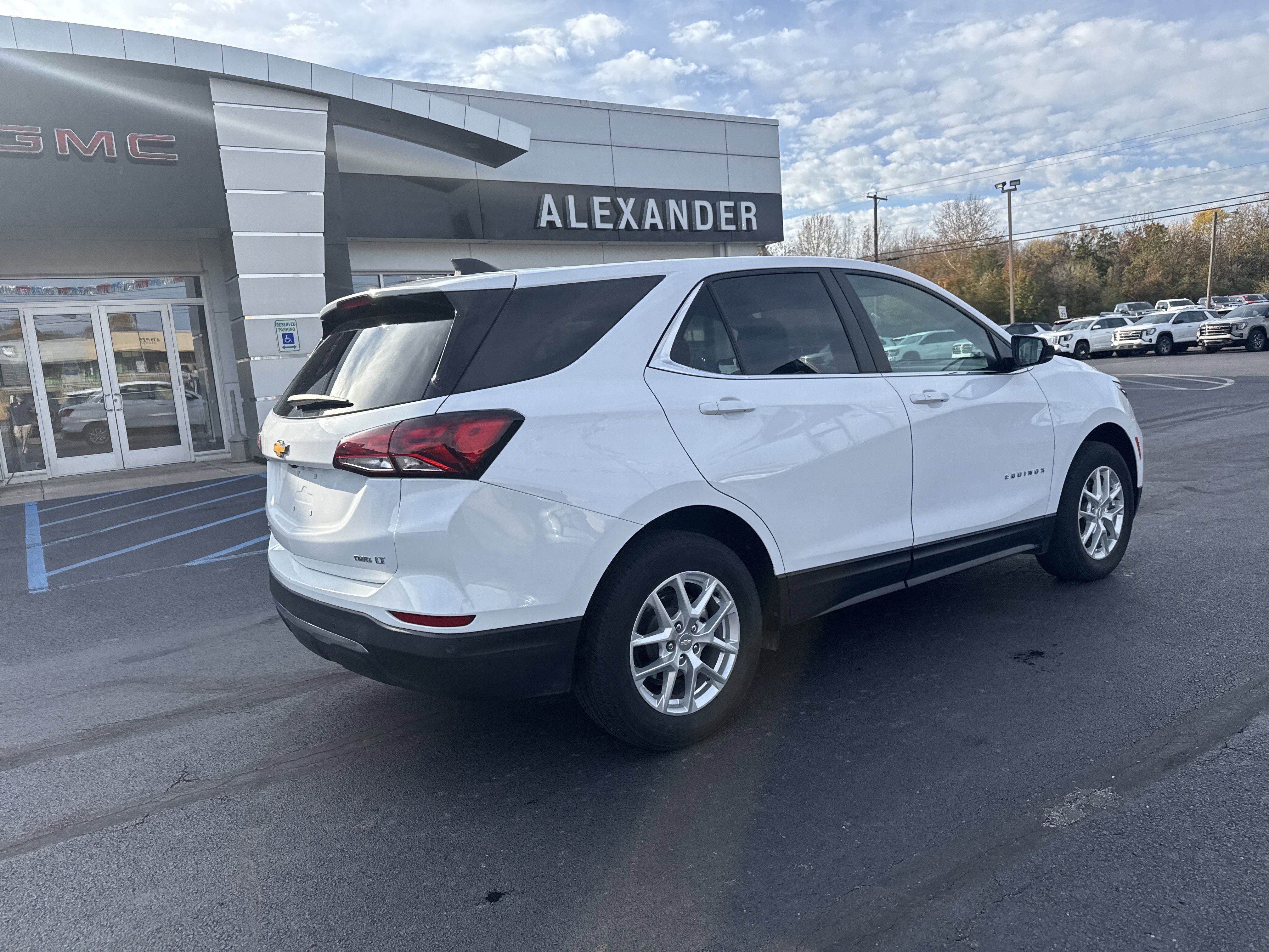 2024 Chevrolet Equinox LT