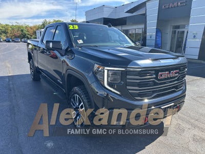 2023 GMC Sierra 1500 AT4