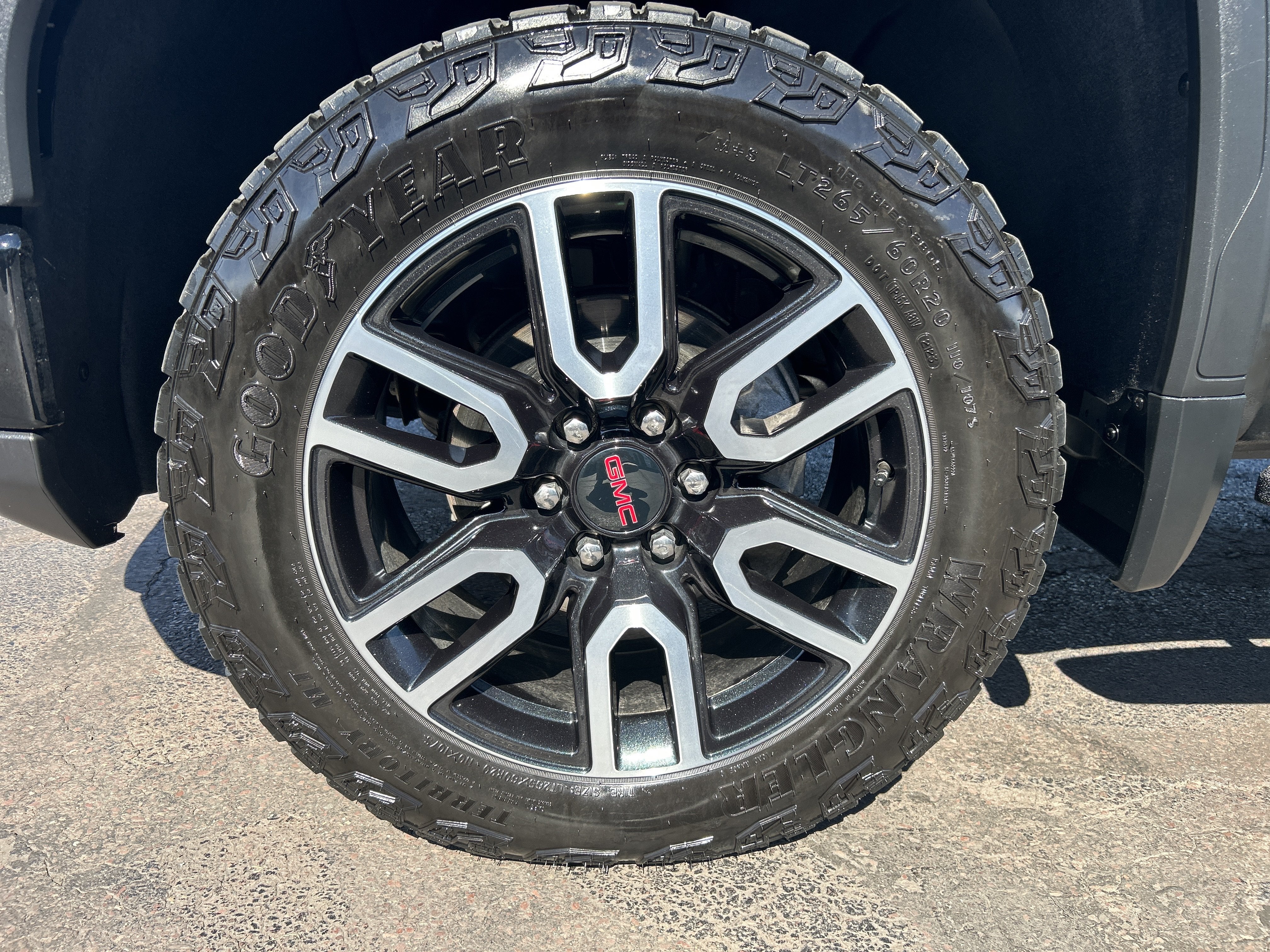 2023 GMC Sierra 1500 AT4