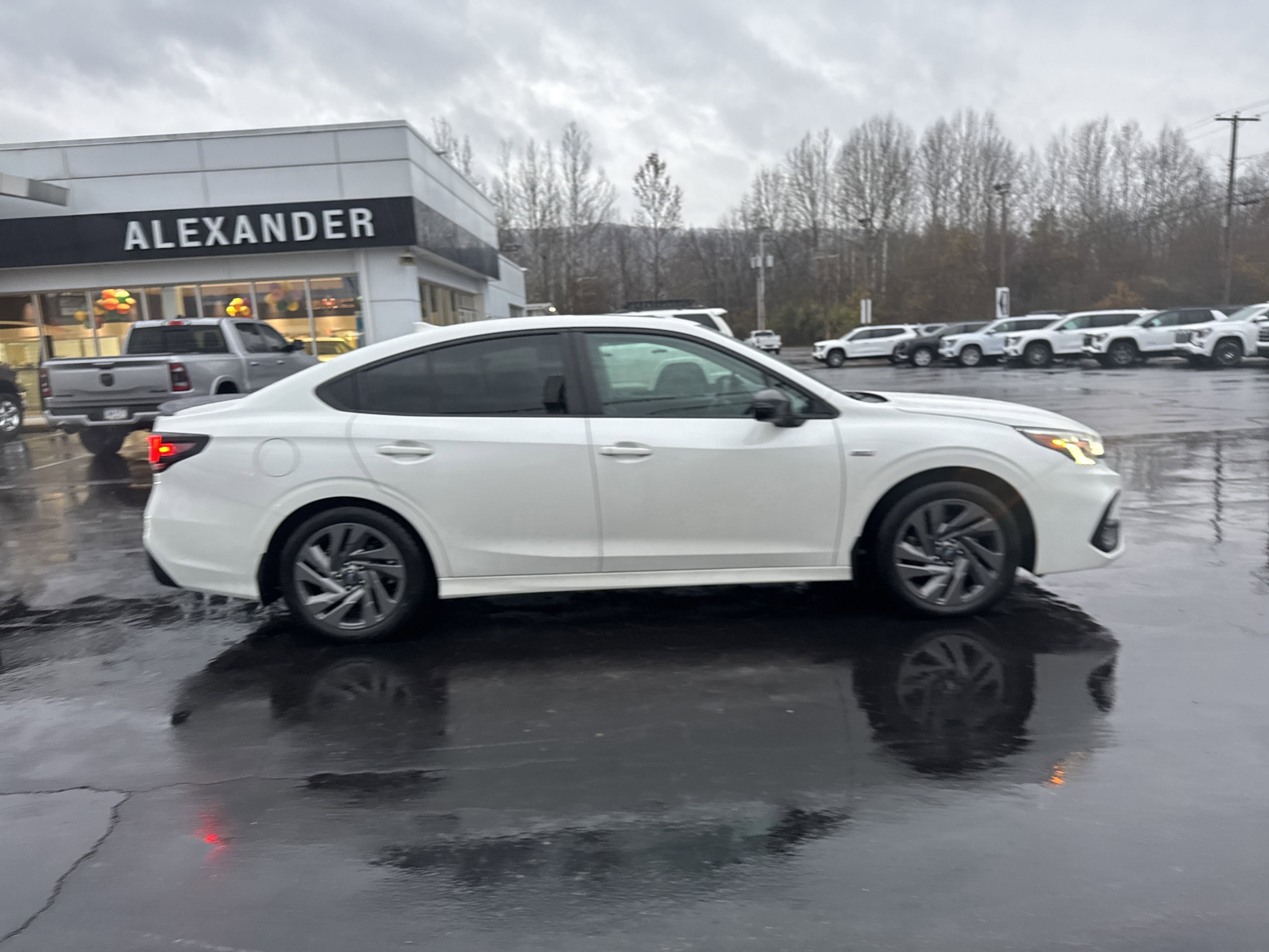 2024 Subaru Legacy Sport