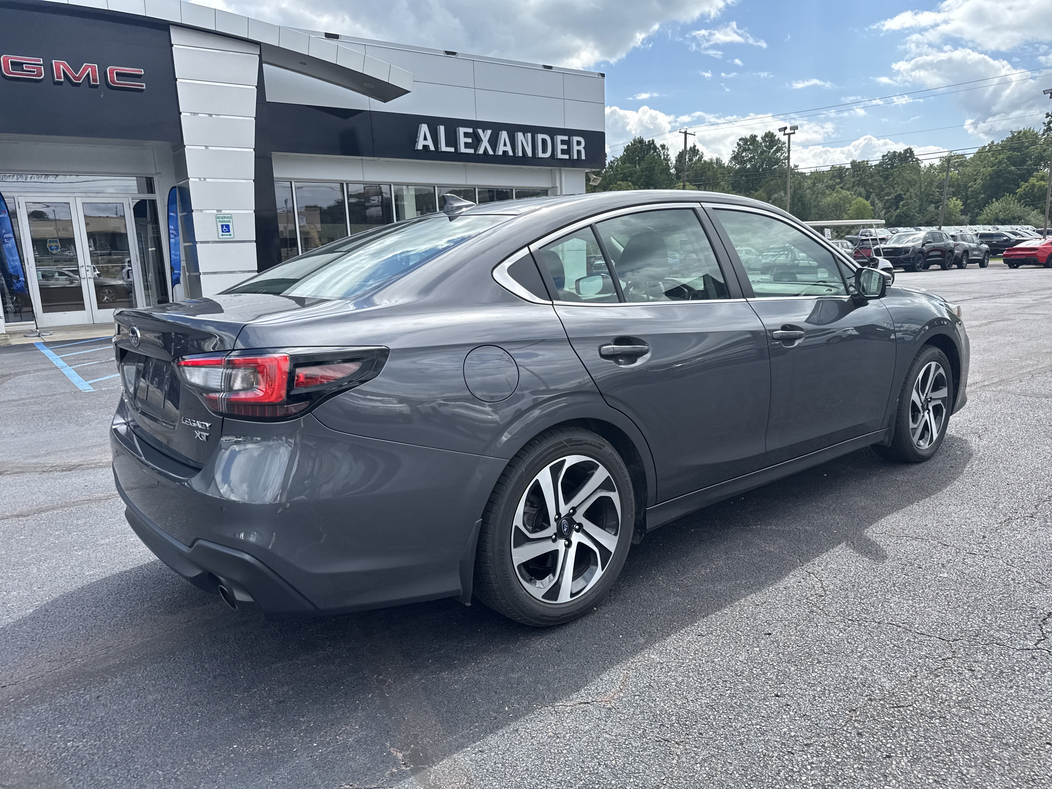 2022 Subaru Legacy Limited XT