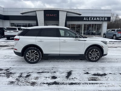 2022 Lincoln Corsair Standard