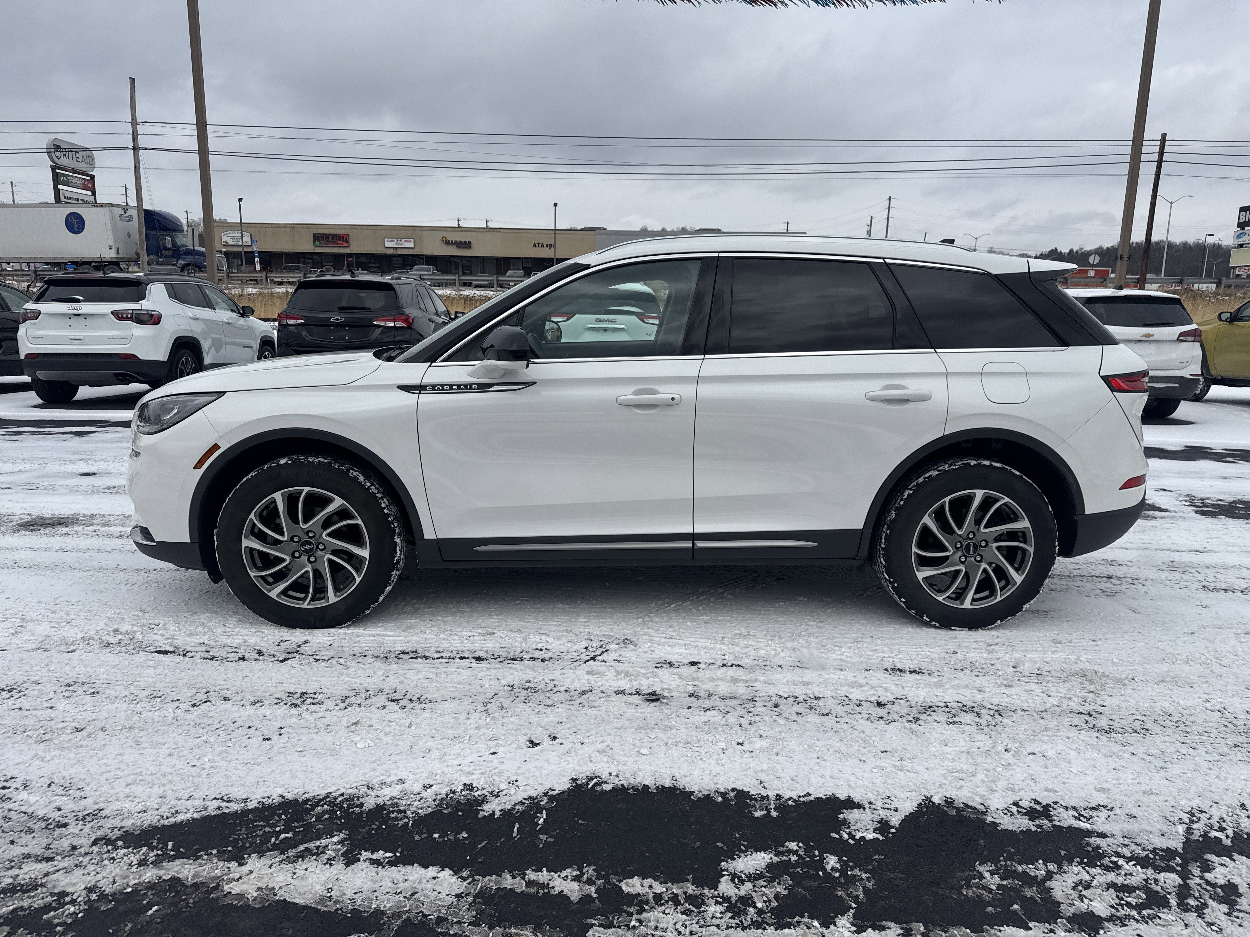 2022 Lincoln Corsair Standard