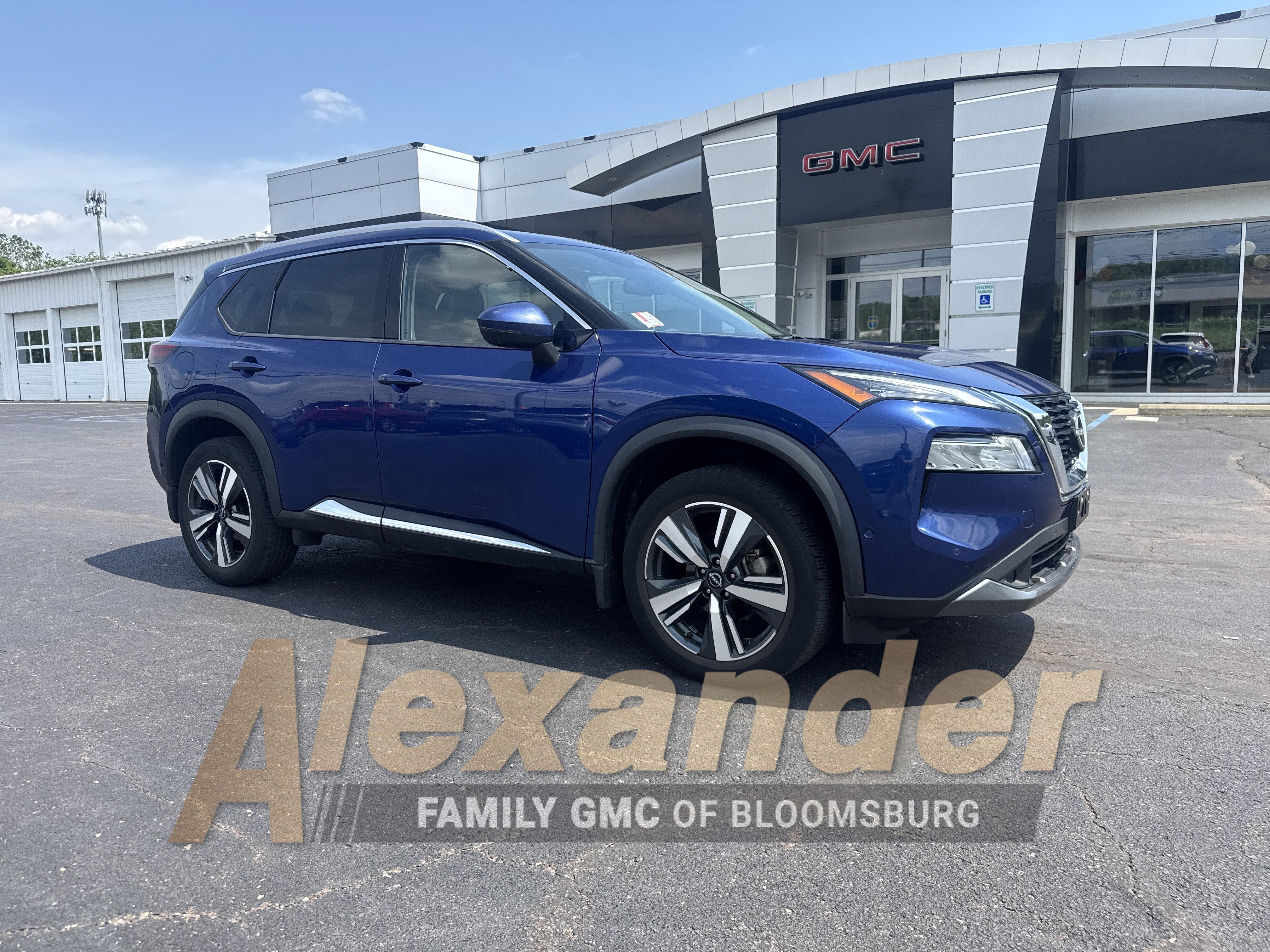 2023 Nissan Rogue SL