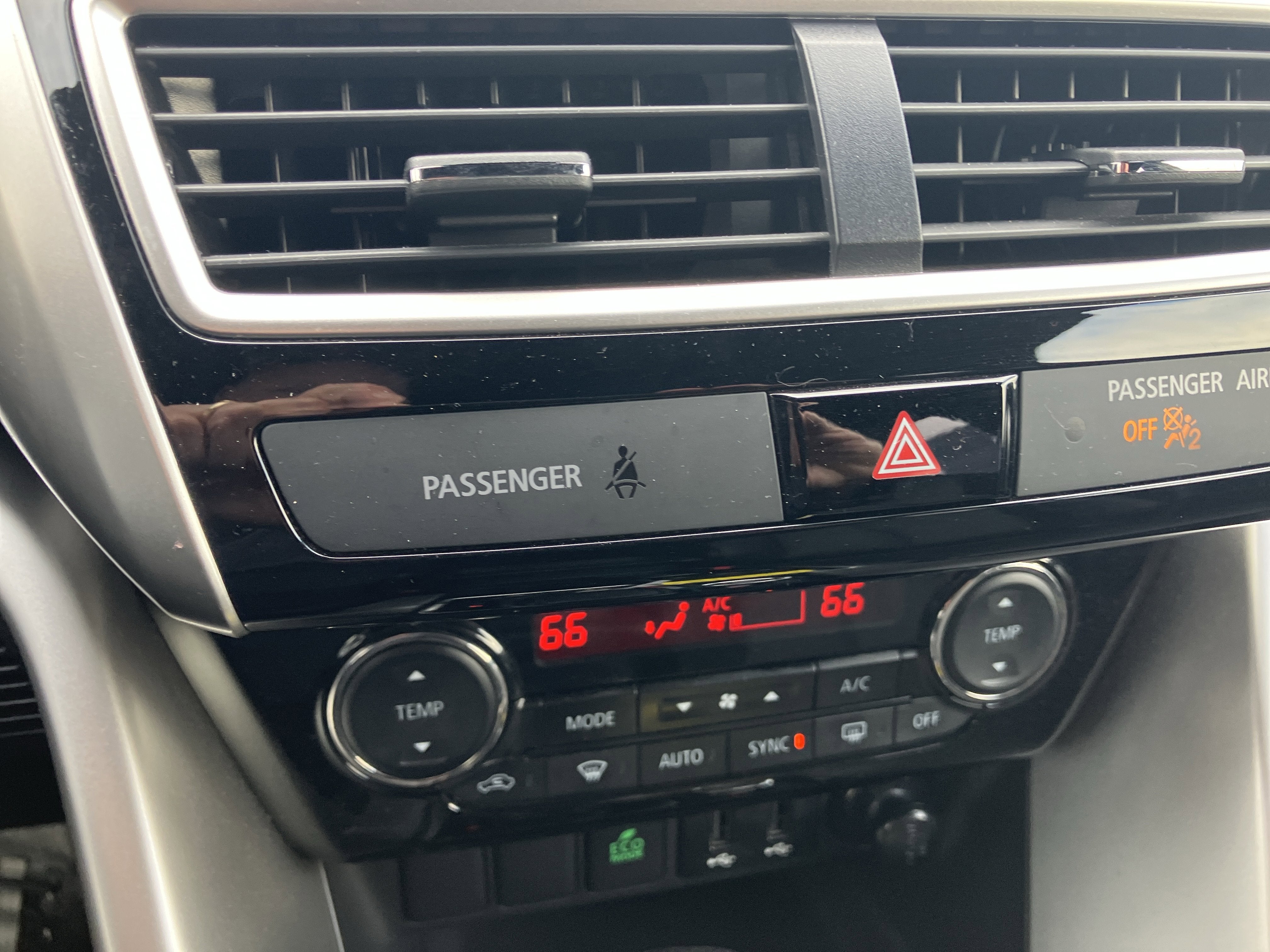 2020 Mitsubishi Eclipse Cross SE