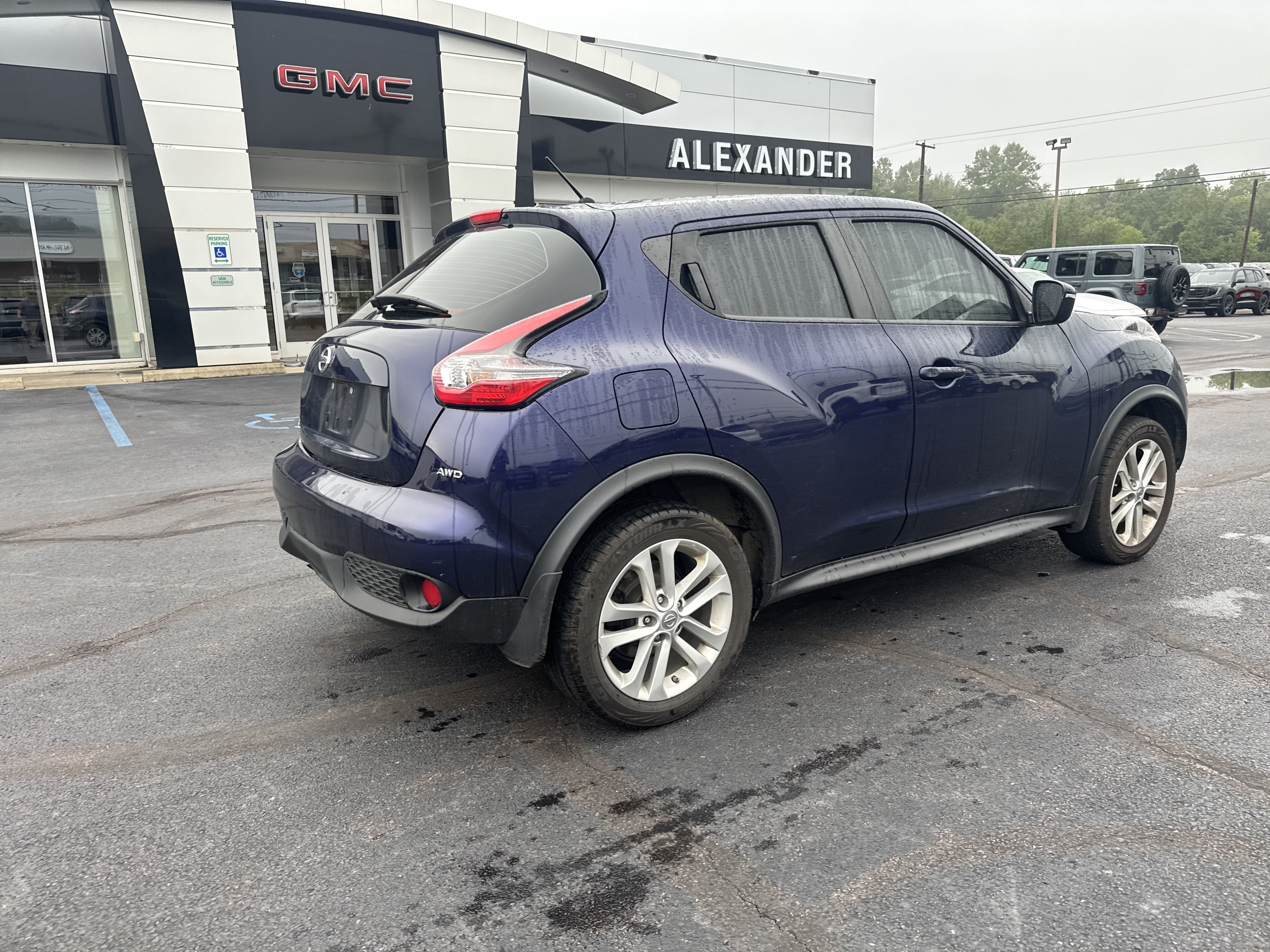 2017 Nissan Juke S
