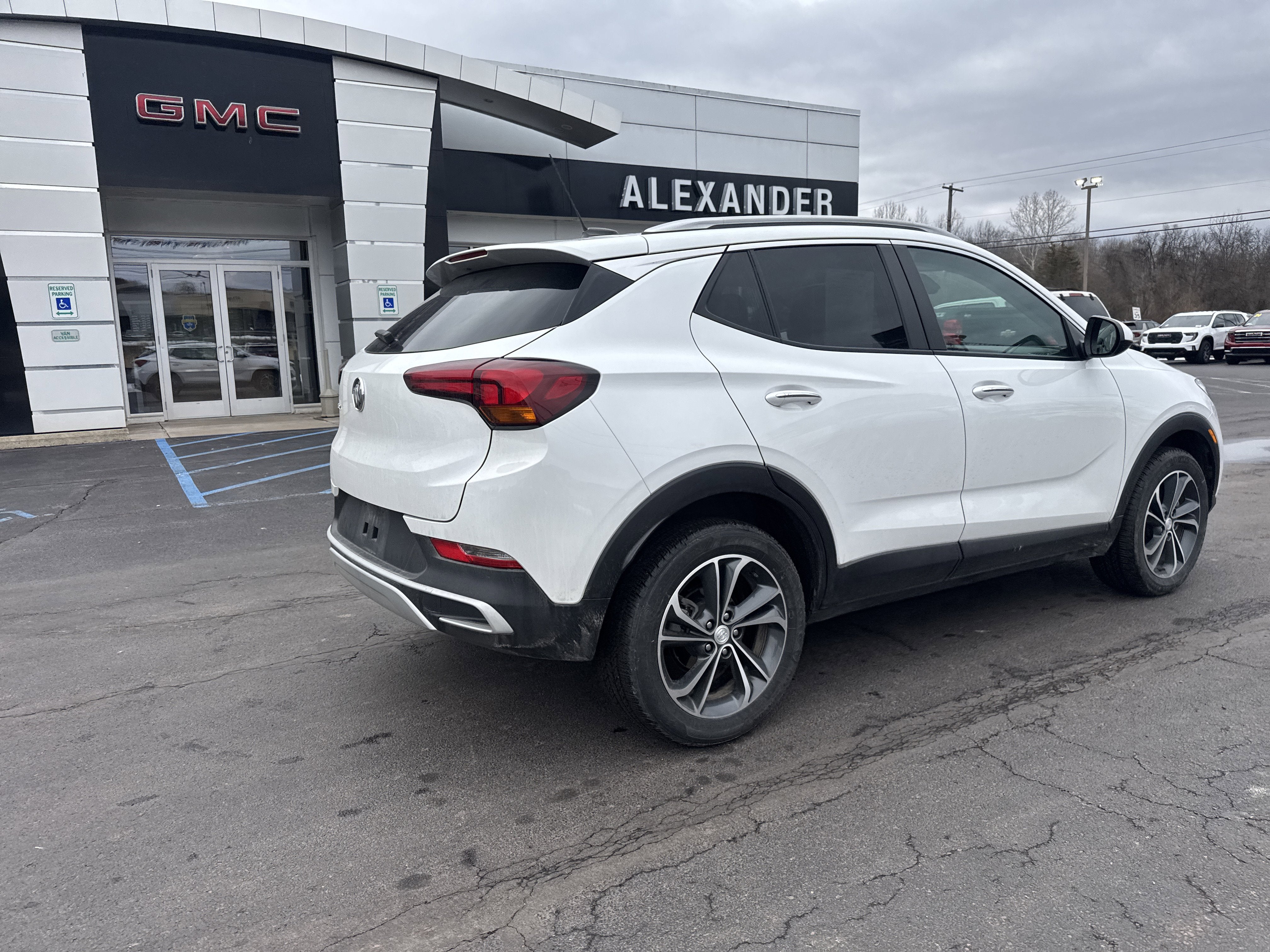2023 Buick Encore GX Select