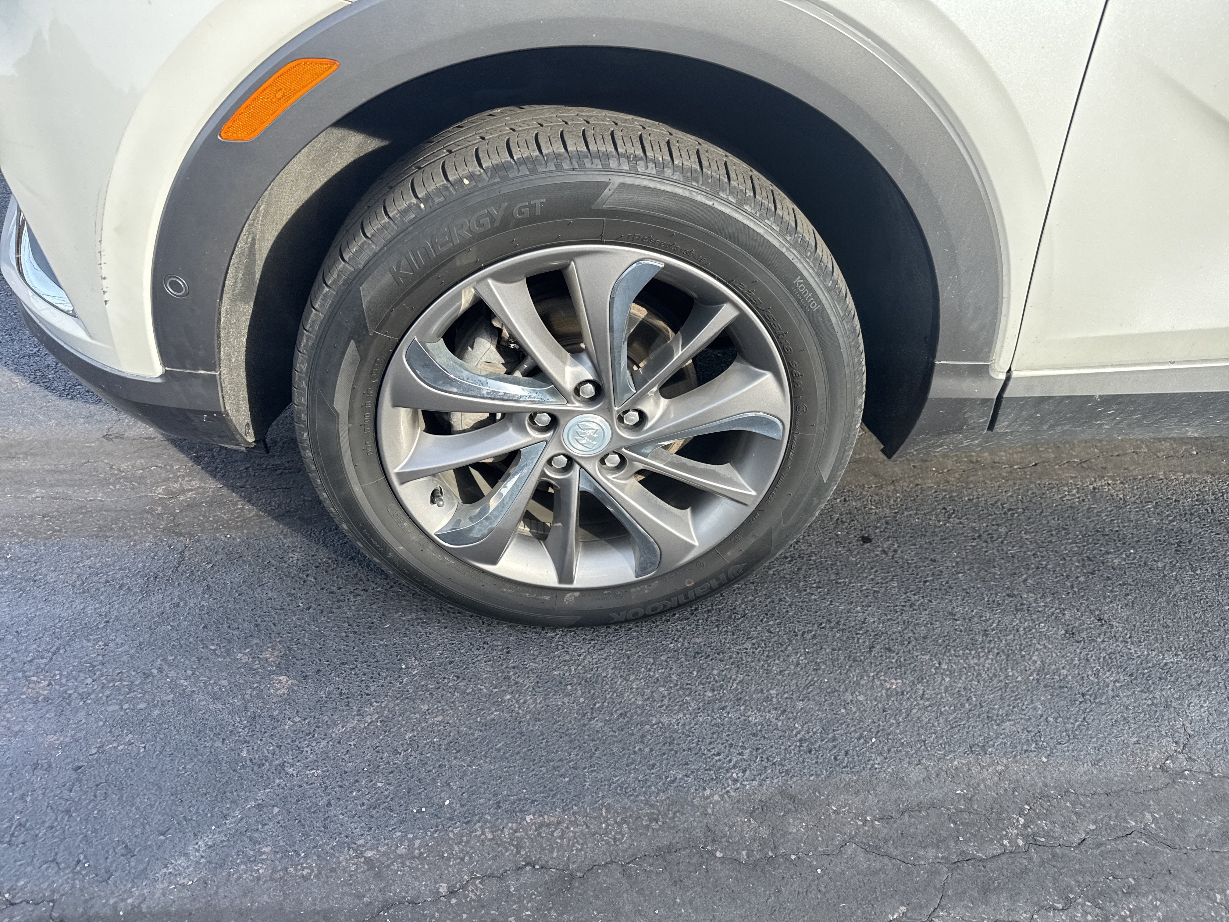2023 Buick Encore GX Essence