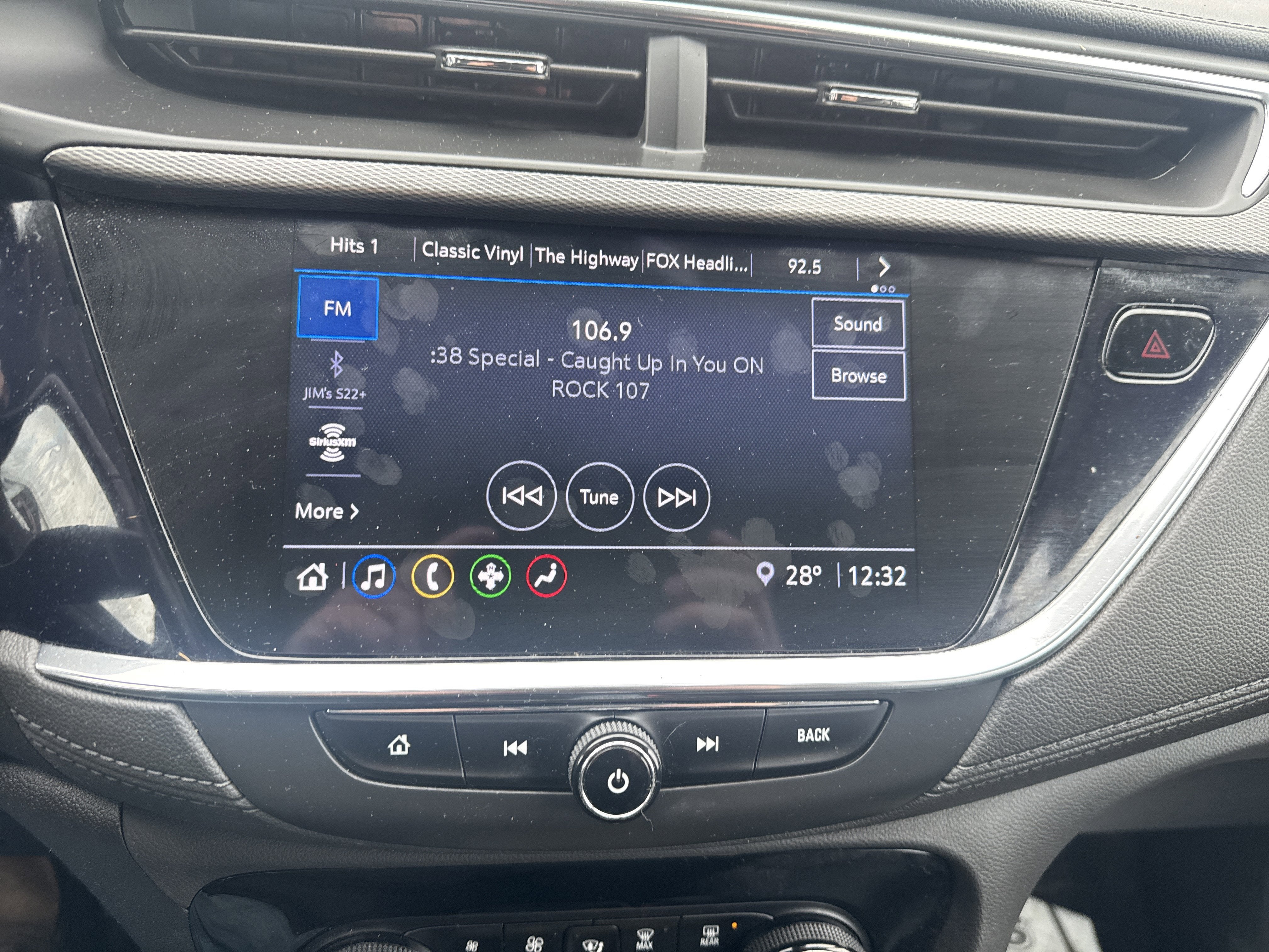 2023 Buick Encore GX Essence